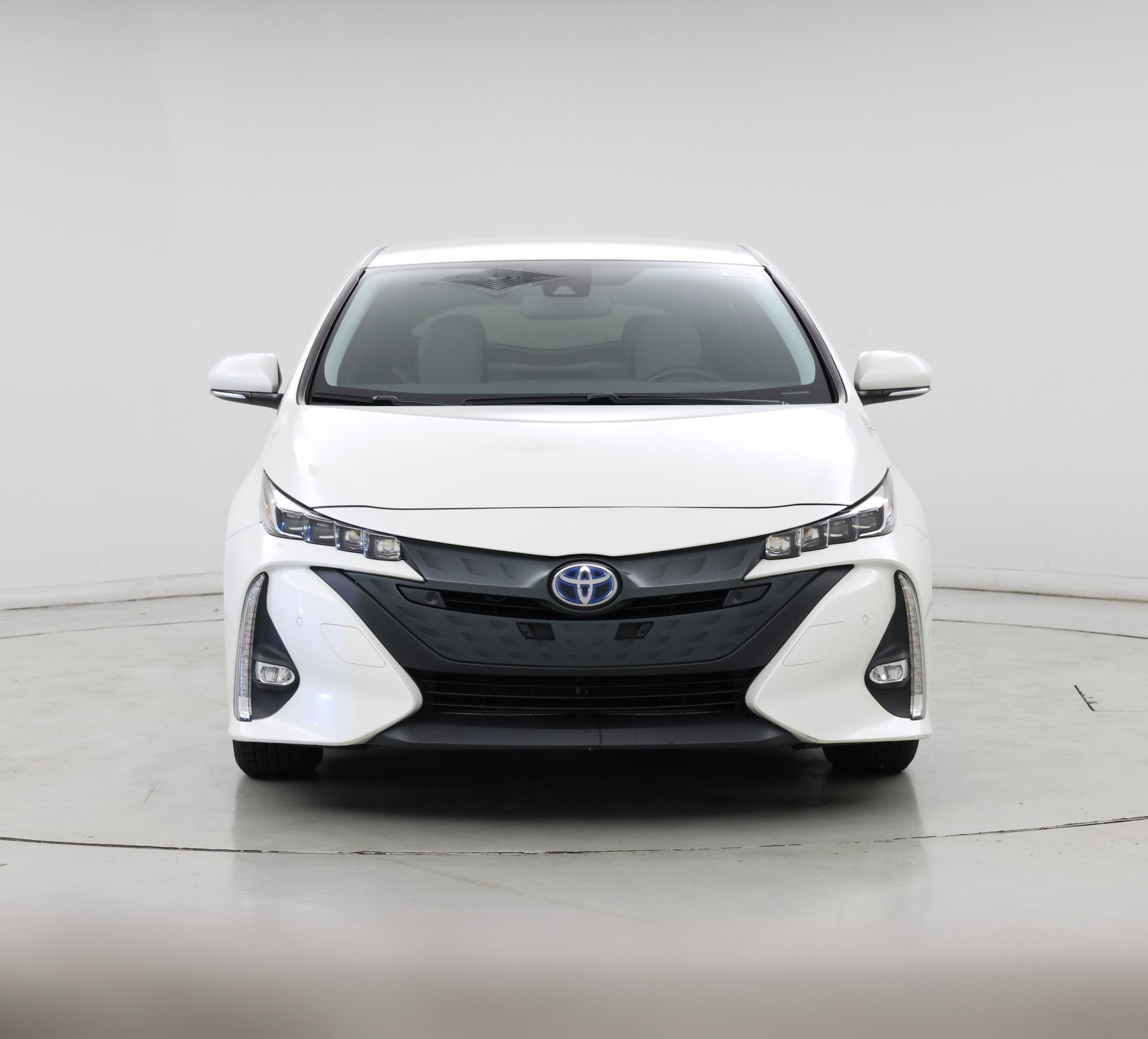 Thumbnail: 2018 Toyota Prius Prime - 5