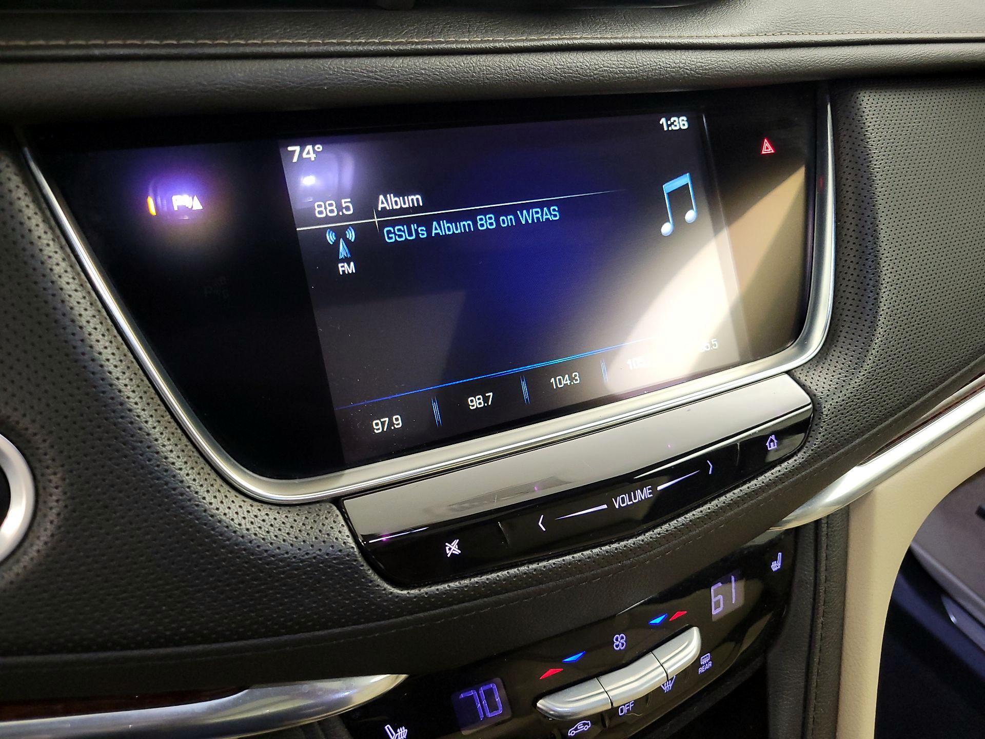 Thumbnail: 2019 Cadillac XT5 - 15