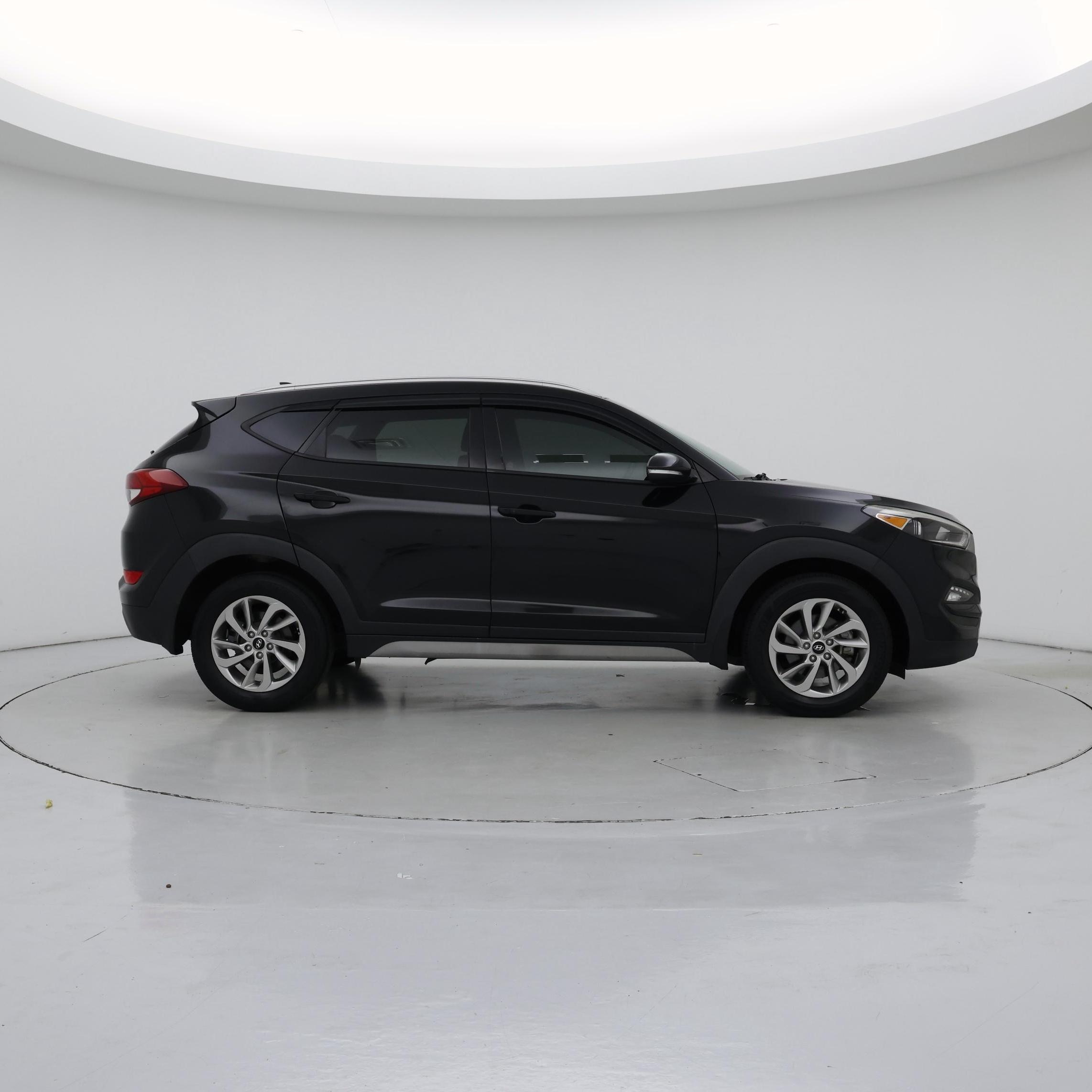 Thumbnail: 2017 Hyundai Tucson - 7