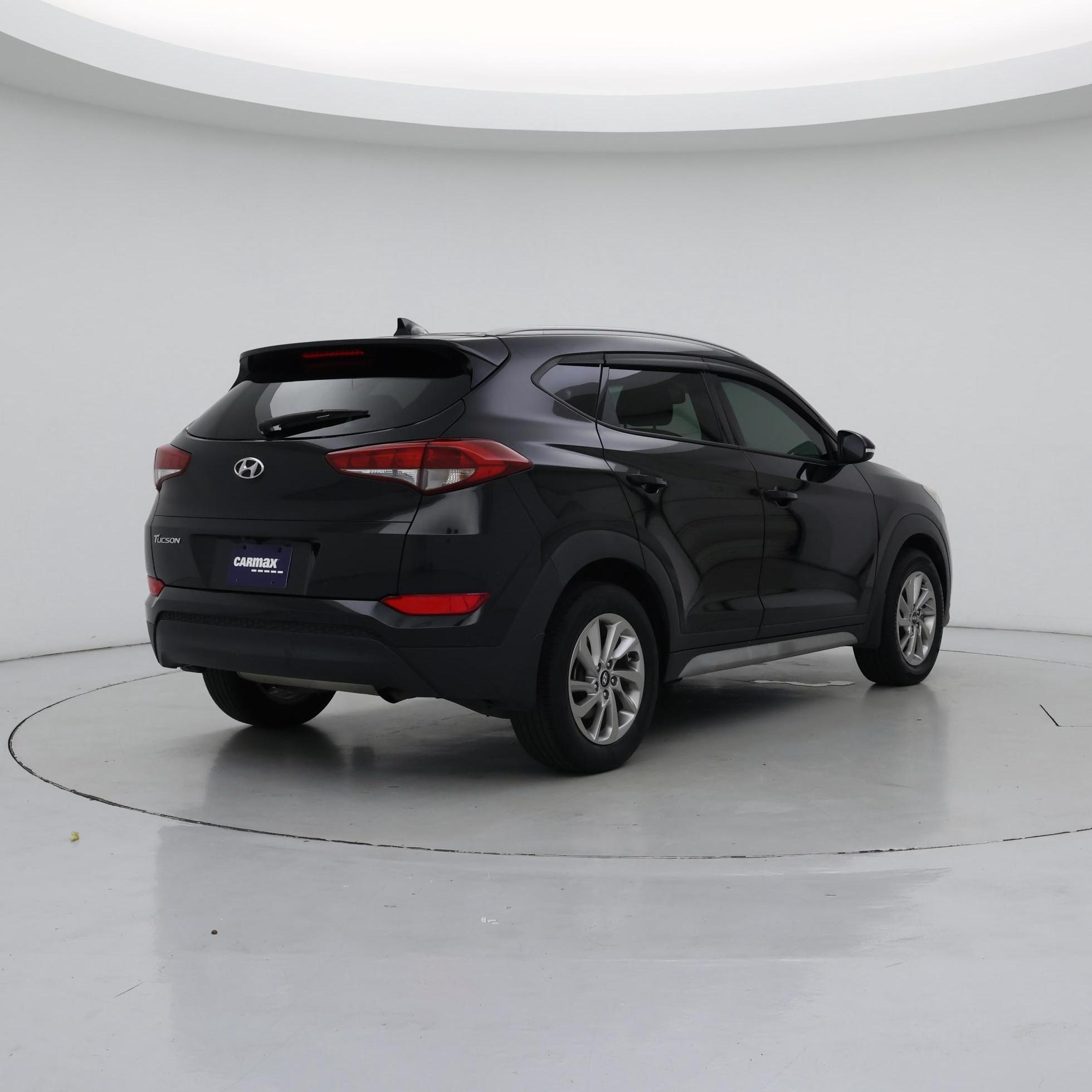 Thumbnail: 2017 Hyundai Tucson - 8