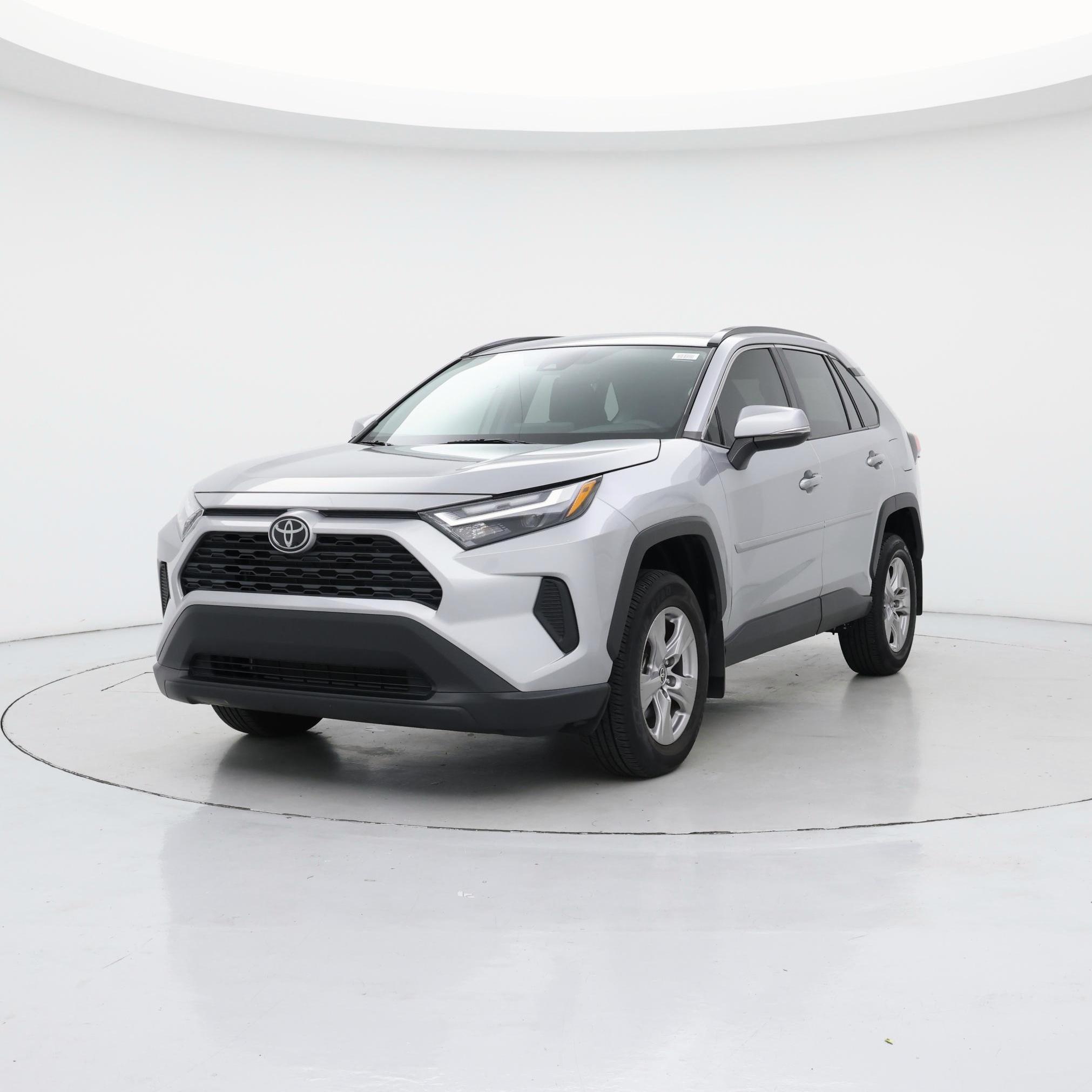 Thumbnail: 2022 Toyota RAV4 - 4