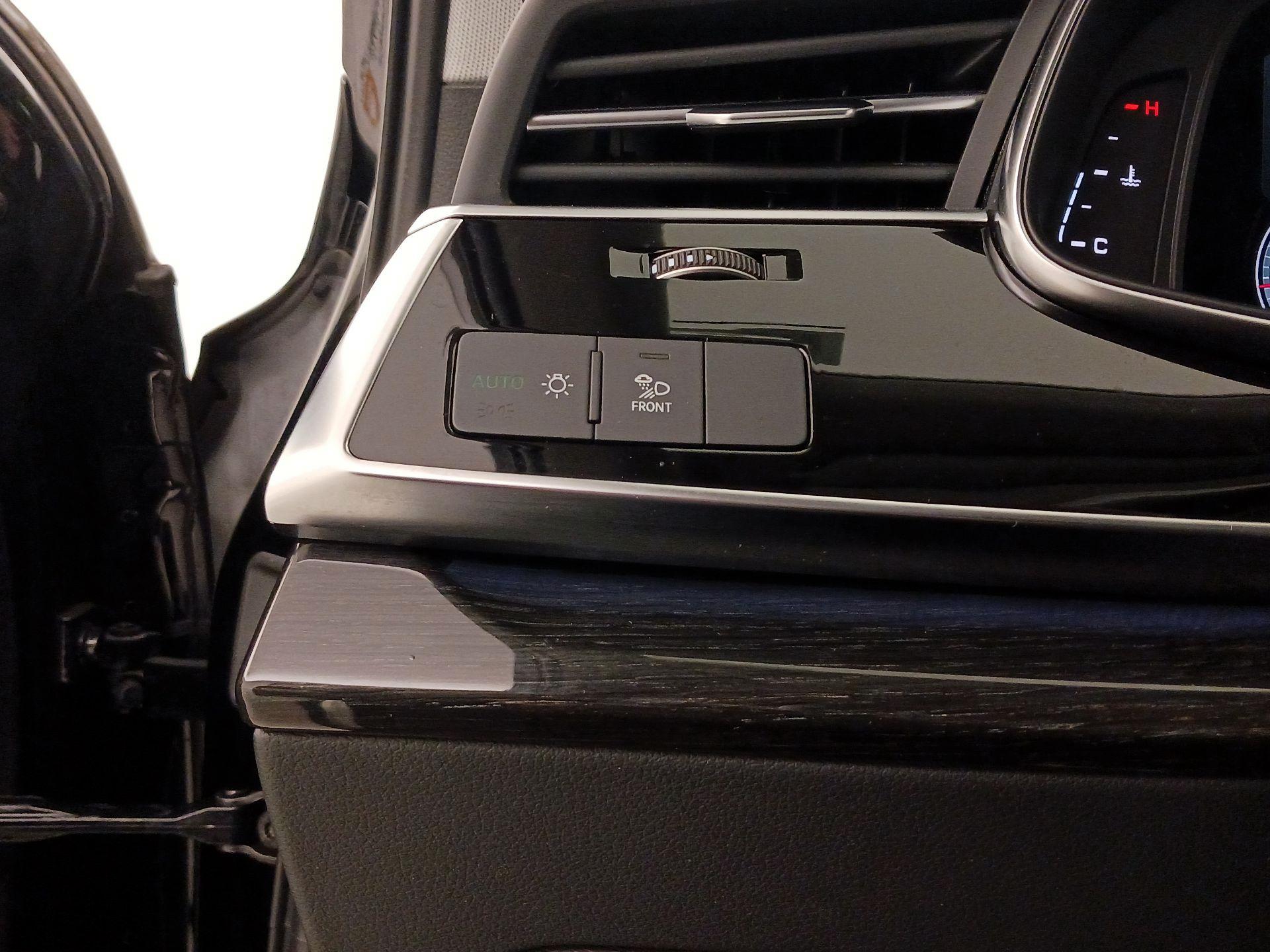Thumbnail: 2021 Audi Q7 - 13