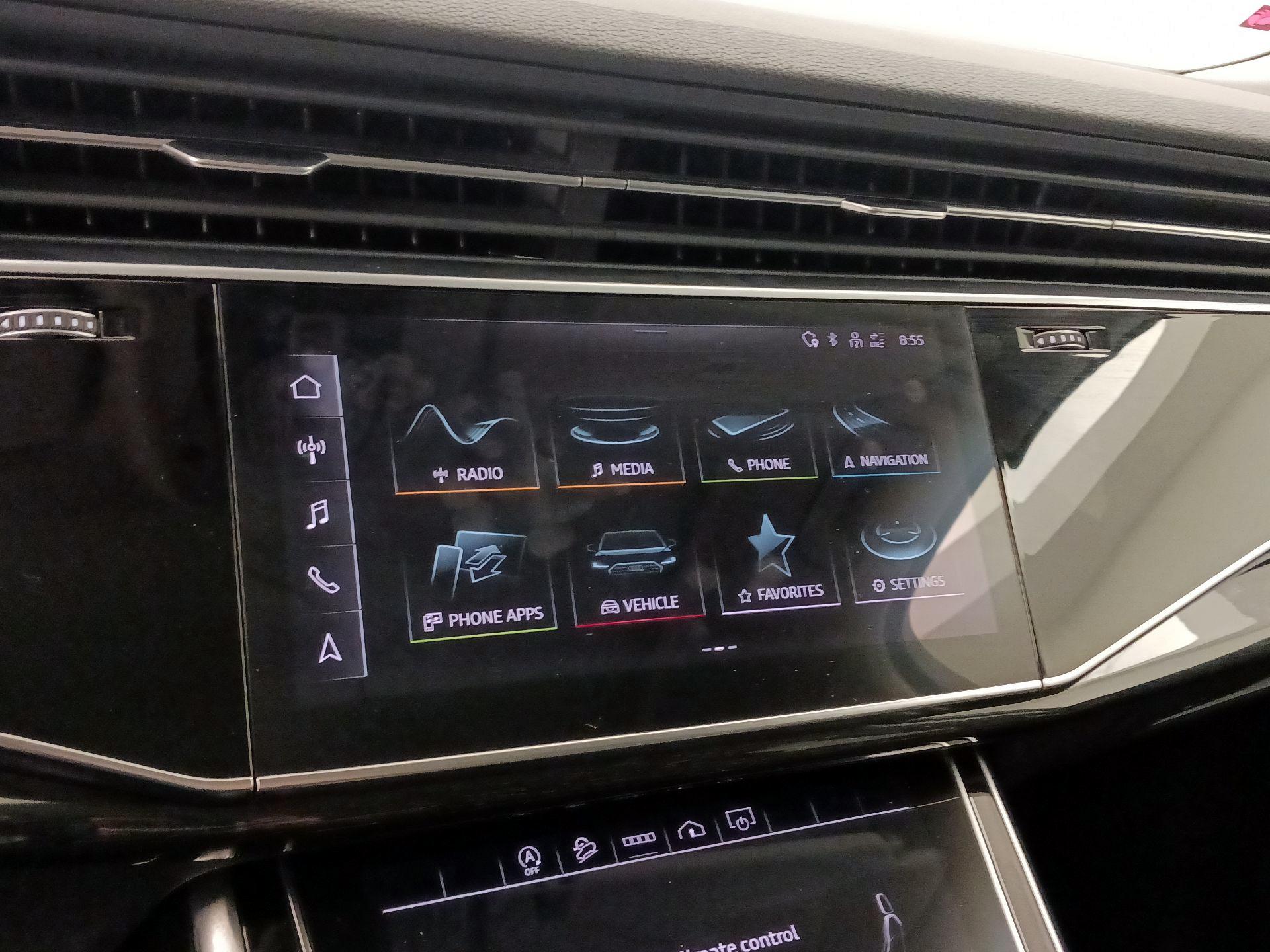 Thumbnail: 2021 Audi Q7 - 16