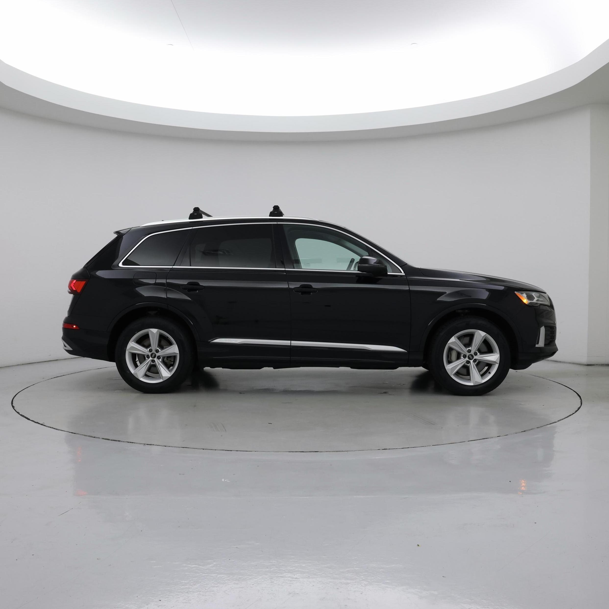 Thumbnail: 2021 Audi Q7 - 7