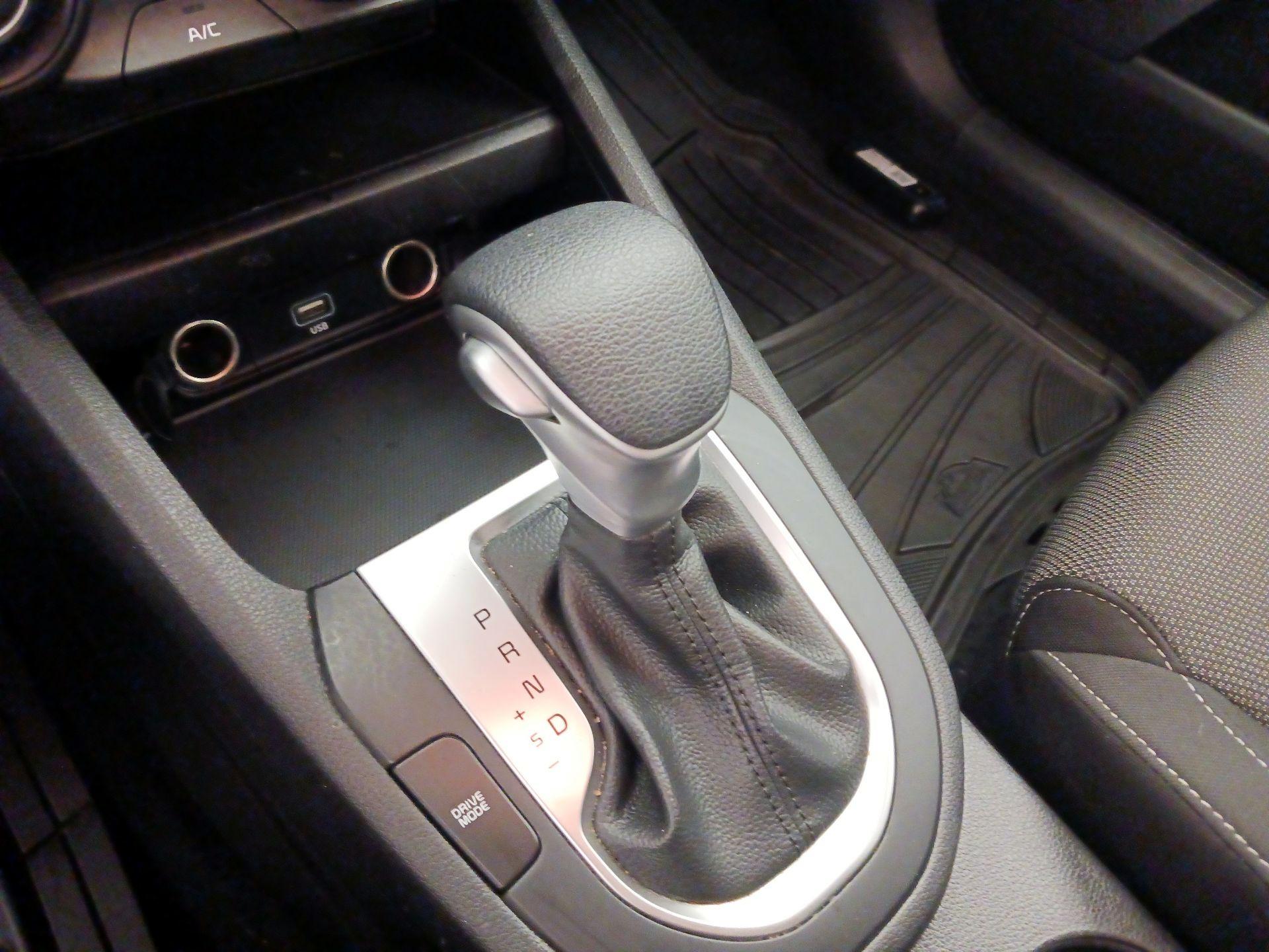 Thumbnail: 2023 Kia Forte - 17