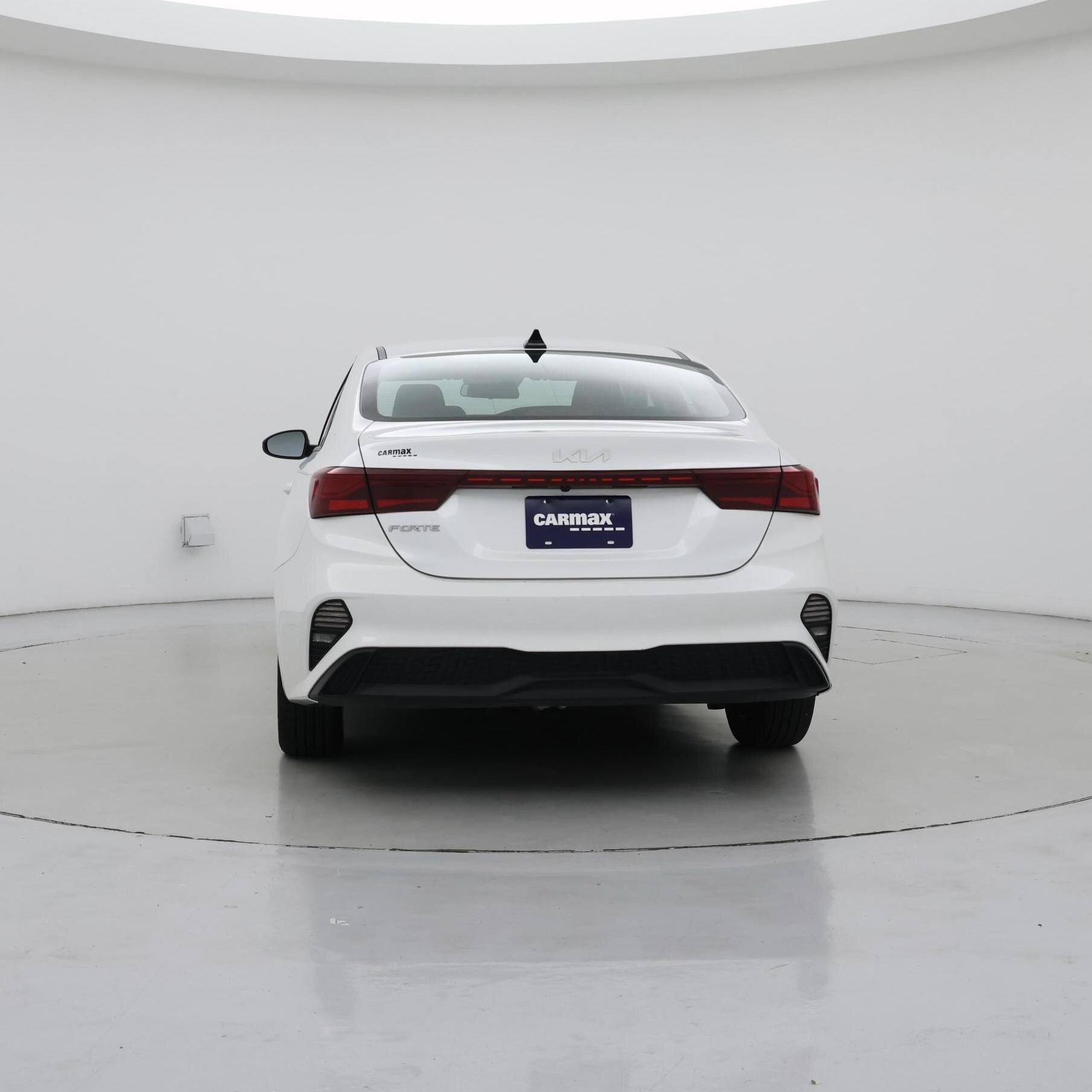 Thumbnail: 2023 Kia Forte - 6