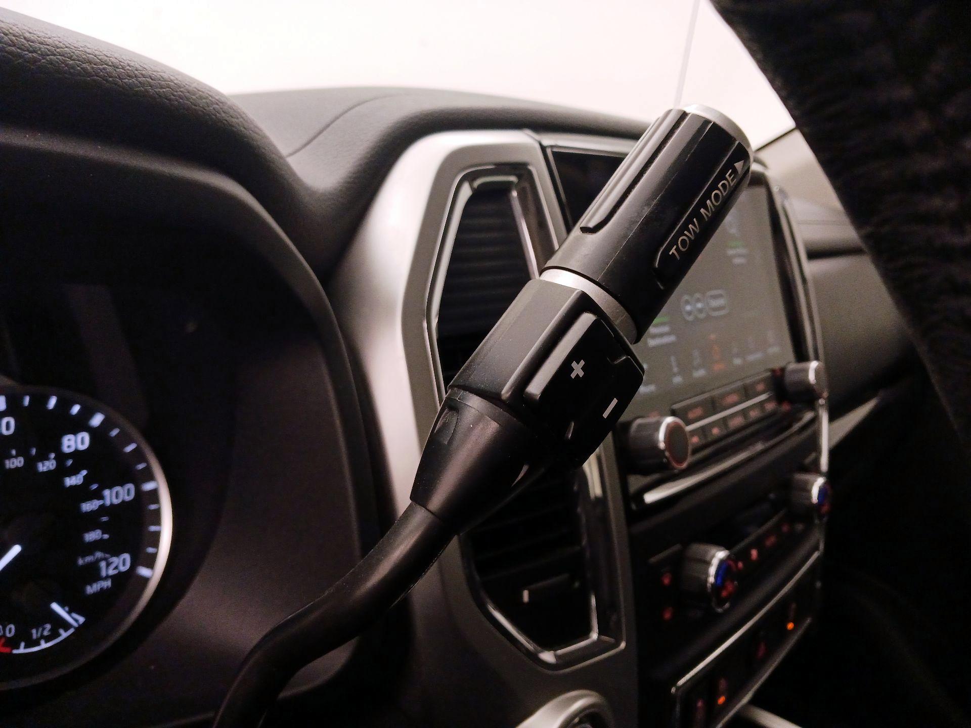 Thumbnail: 2020 Nissan Titan - 18