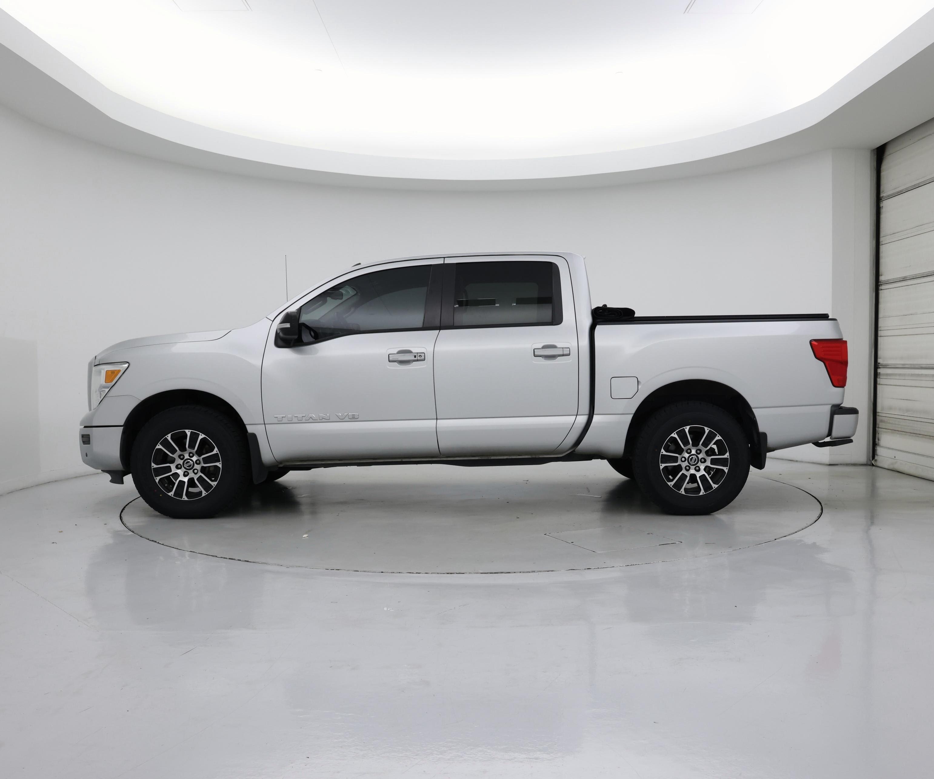 Thumbnail: 2020 Nissan Titan - 3