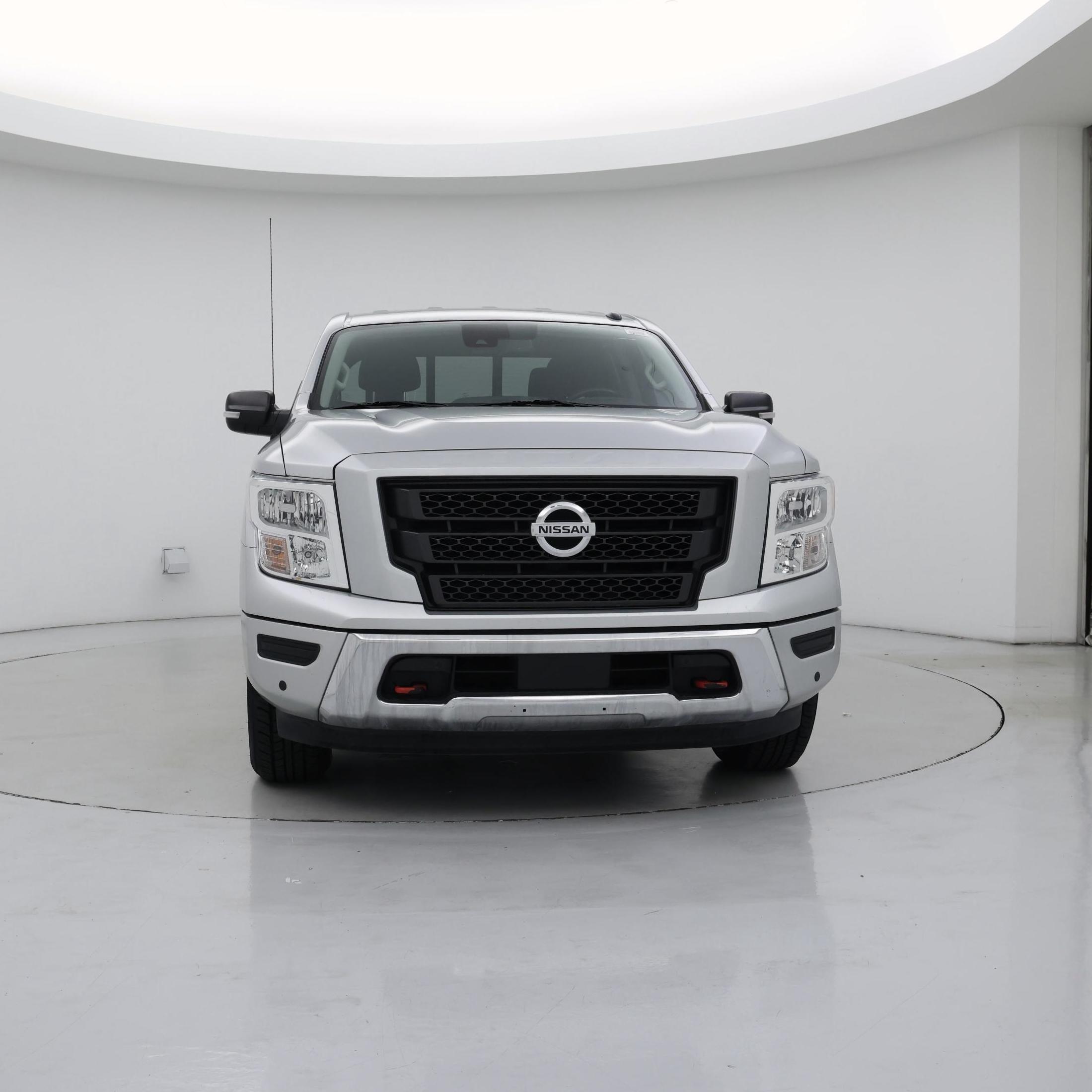 Thumbnail: 2020 Nissan Titan - 5