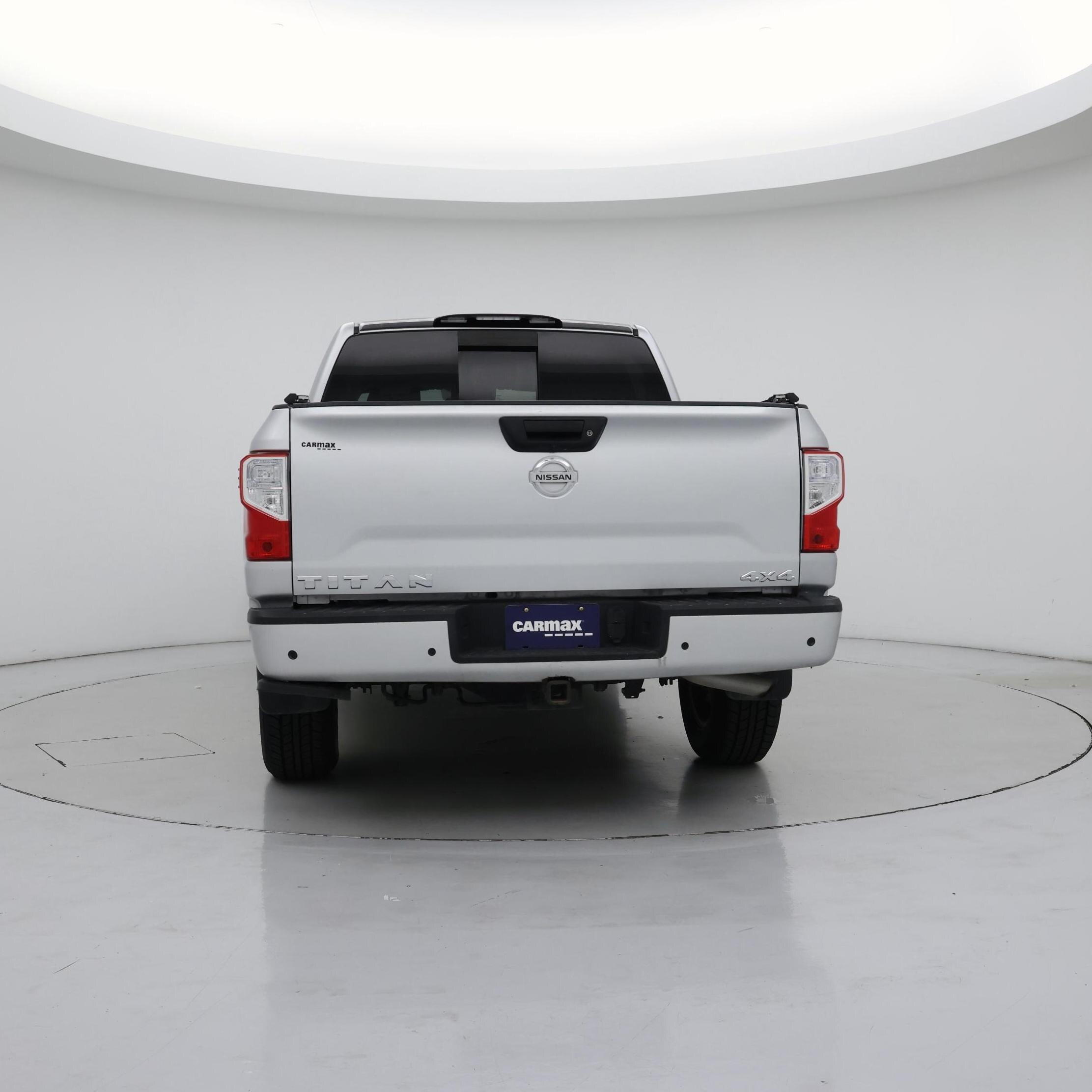 Thumbnail: 2020 Nissan Titan - 6