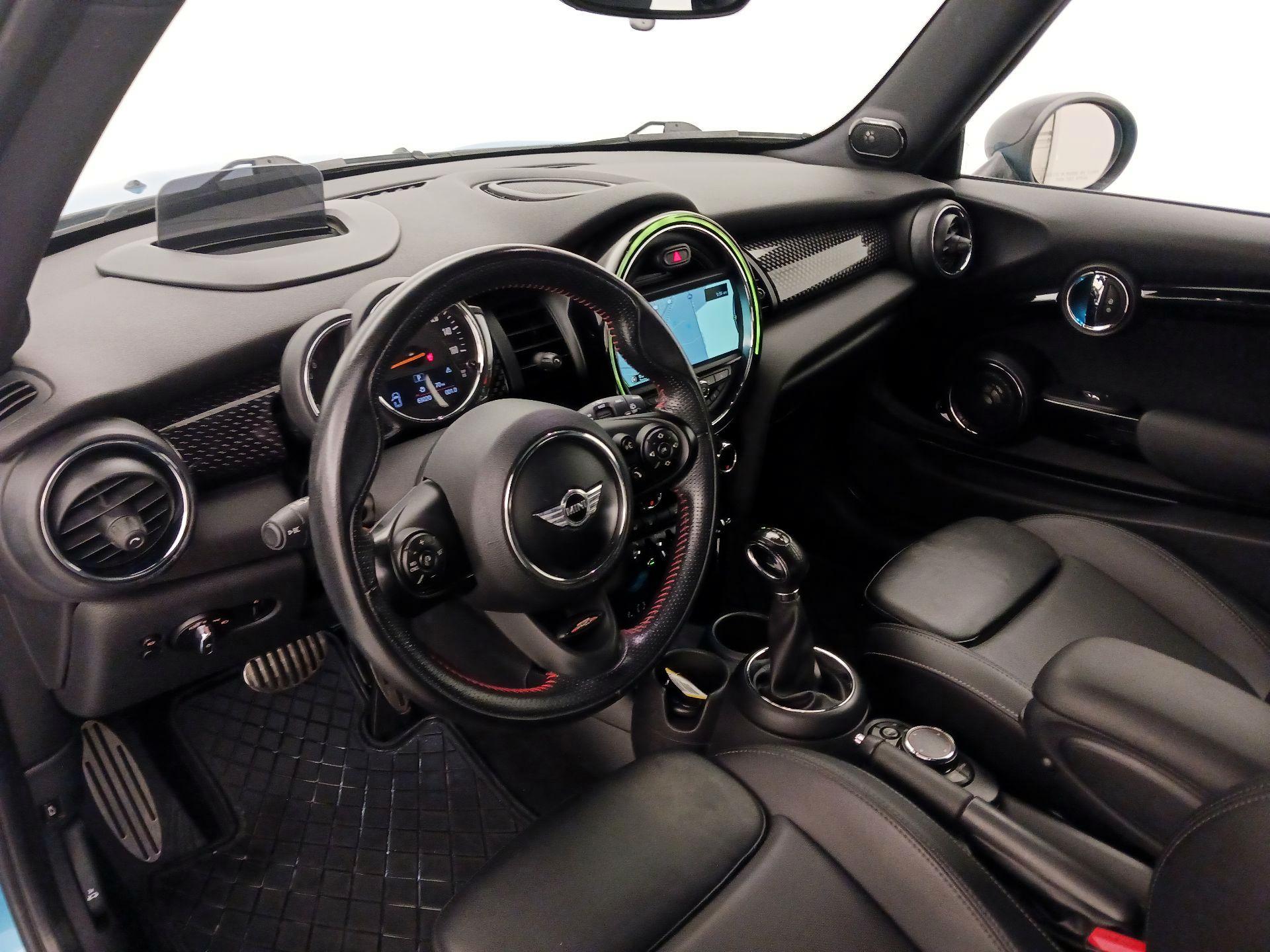 Thumbnail: 2018 MINI Cooper Hardtop - 9
