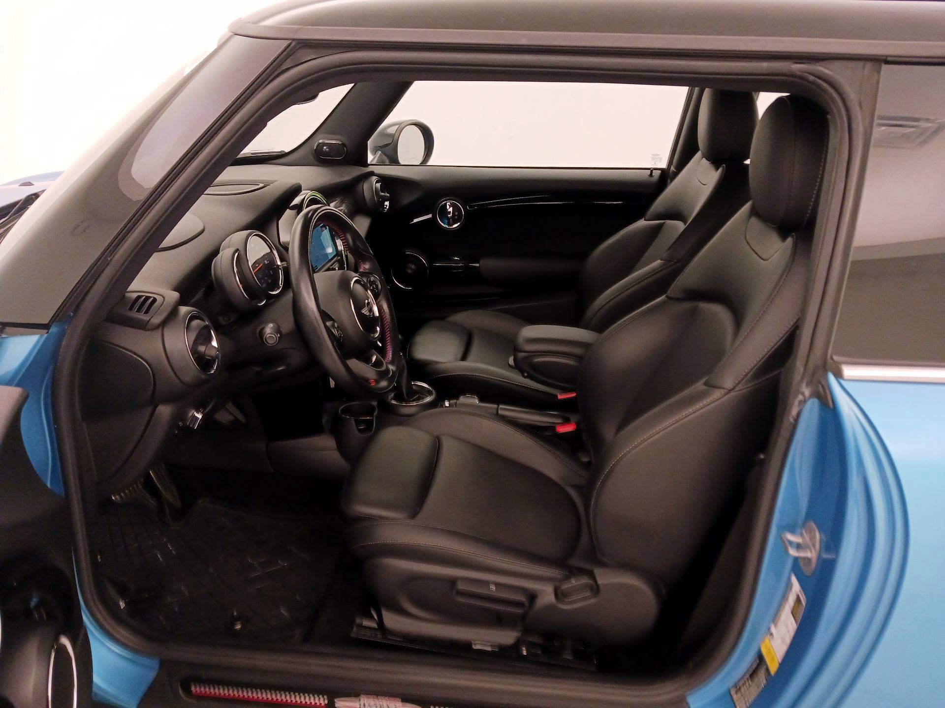 Thumbnail: 2018 MINI Cooper Hardtop - 11