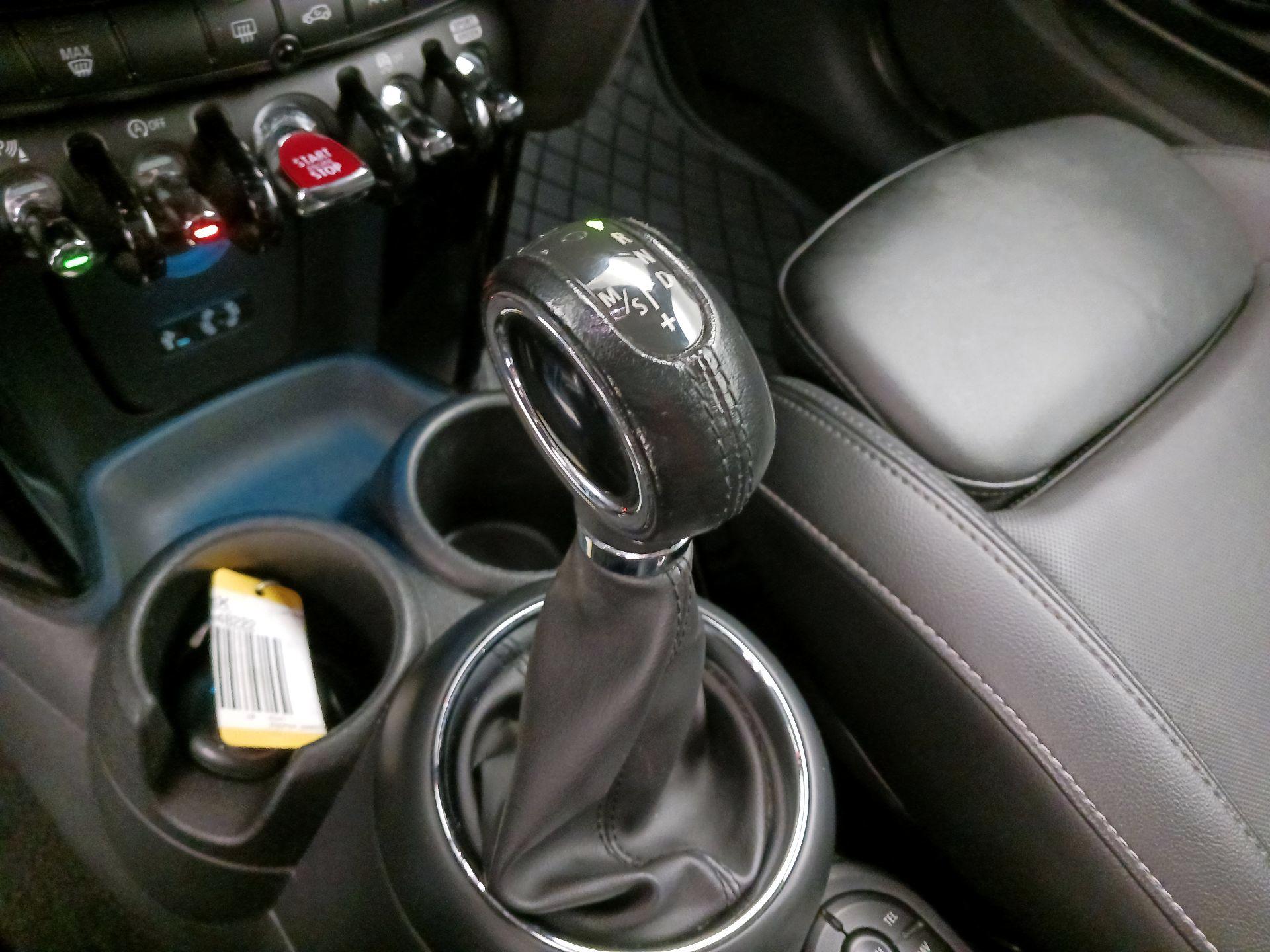 Thumbnail: 2018 MINI Cooper Hardtop - 18