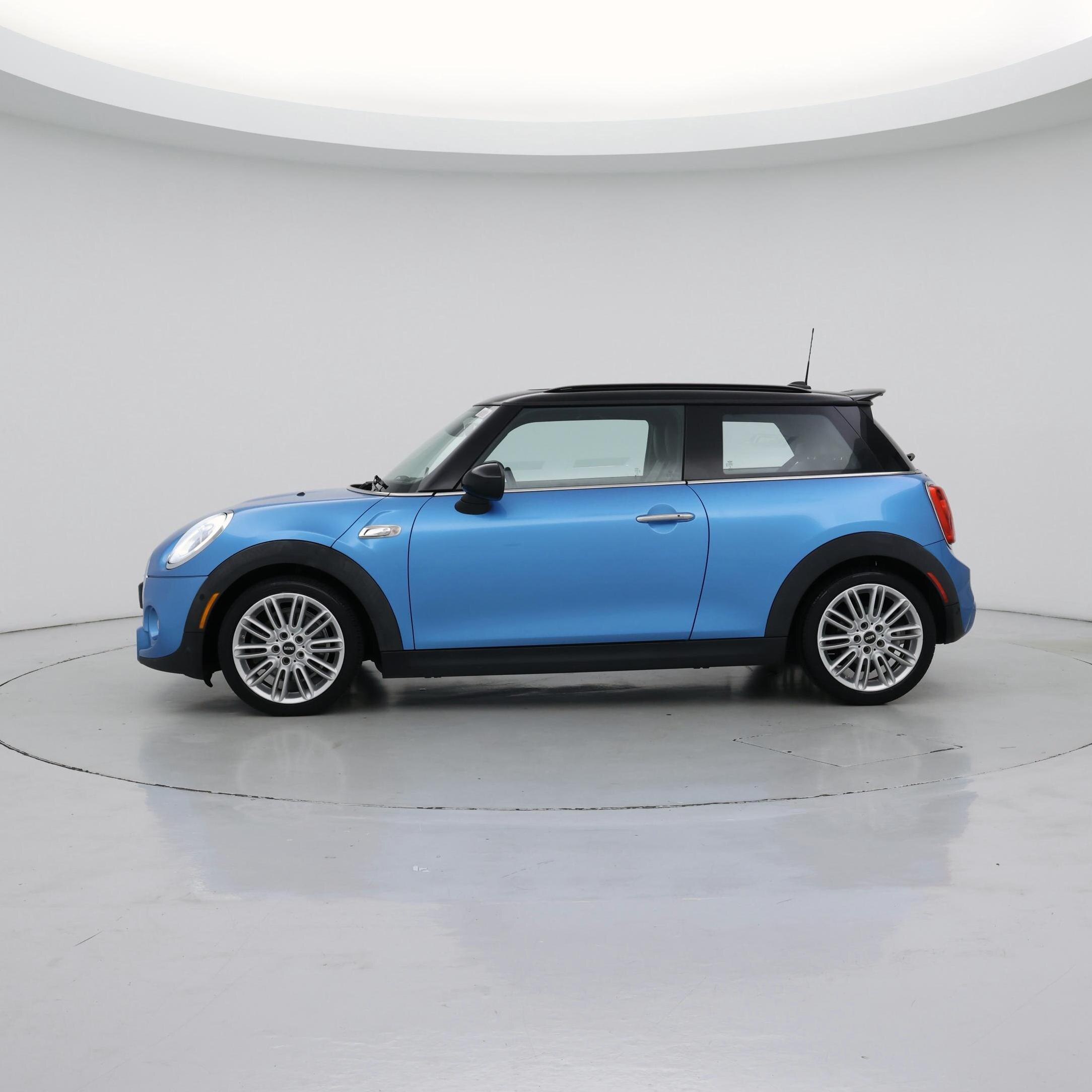 Thumbnail: 2018 MINI Cooper Hardtop - 3