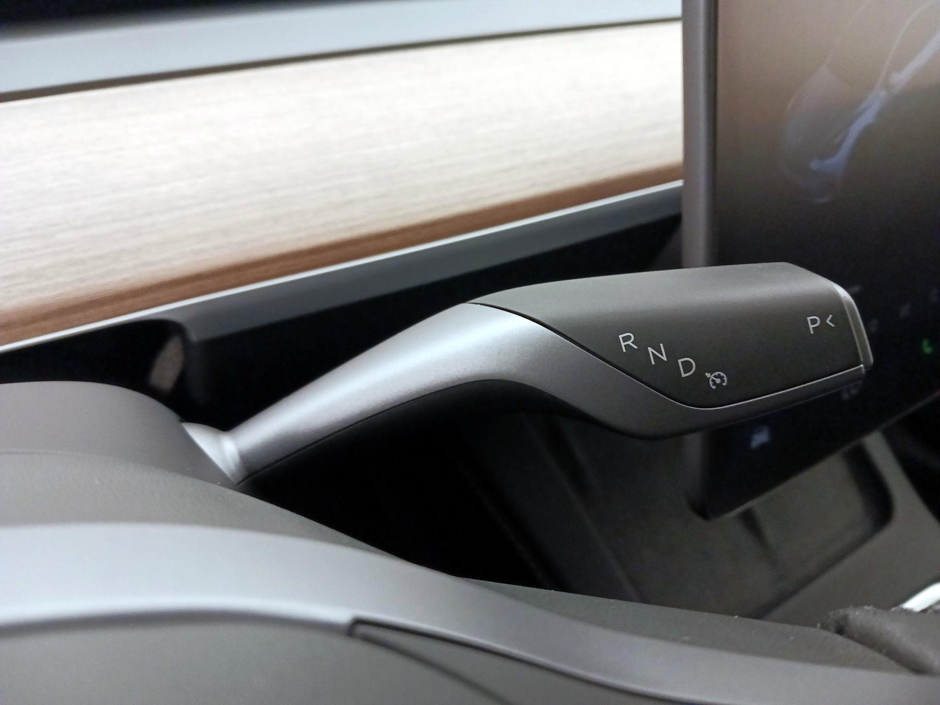 Thumbnail: 2025 Tesla Model Y - 17