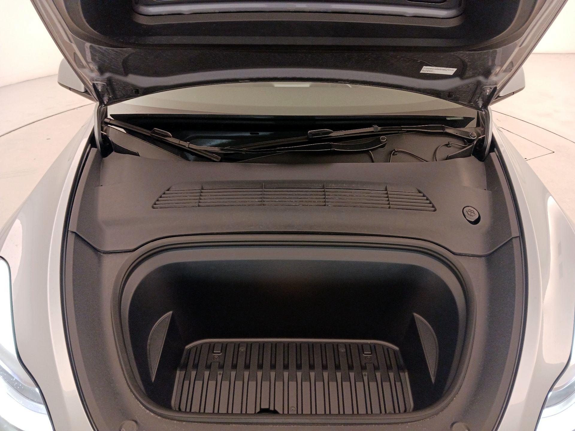 Thumbnail: 2025 Tesla Model Y - 20
