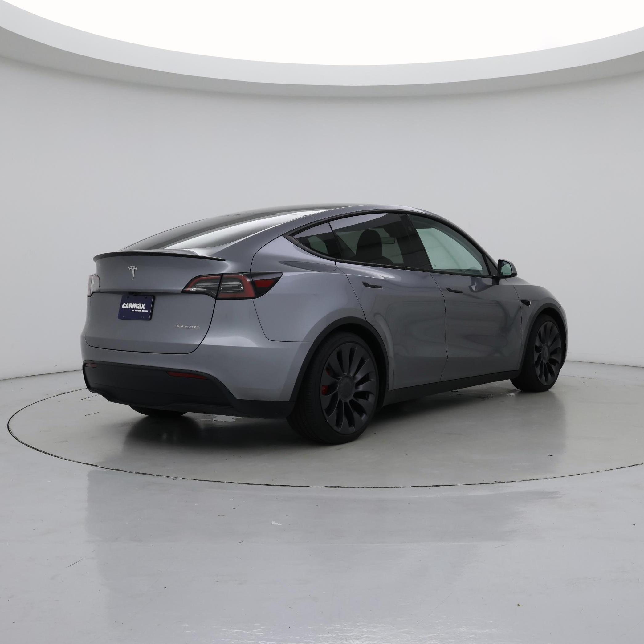 Thumbnail: 2025 Tesla Model Y - 8