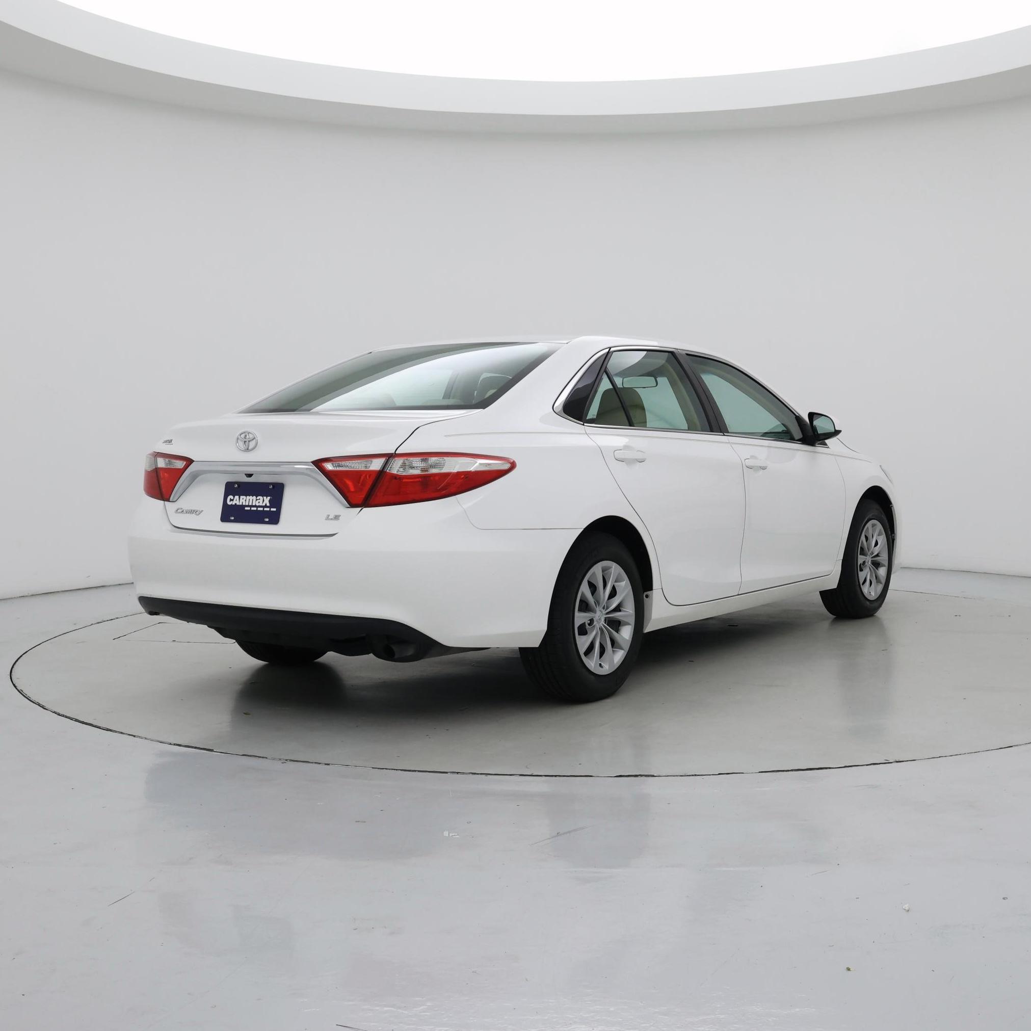 Thumbnail: 2017 Toyota Camry - 8