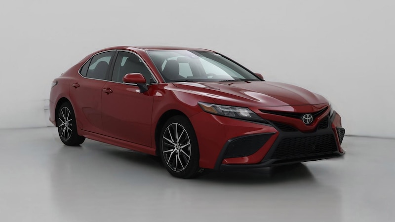 2022 Toyota Camry SE Hero Image