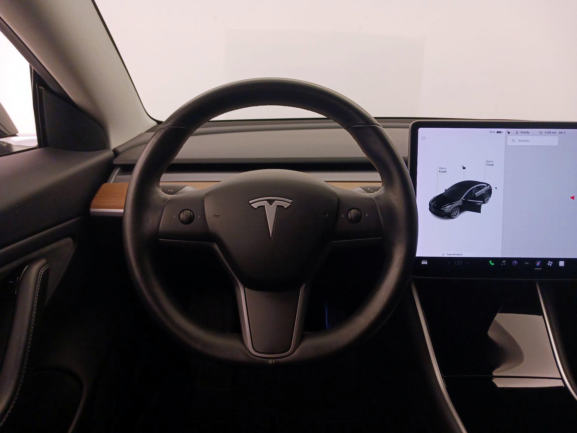 Thumbnail: 2019 Tesla Model 3 - 10