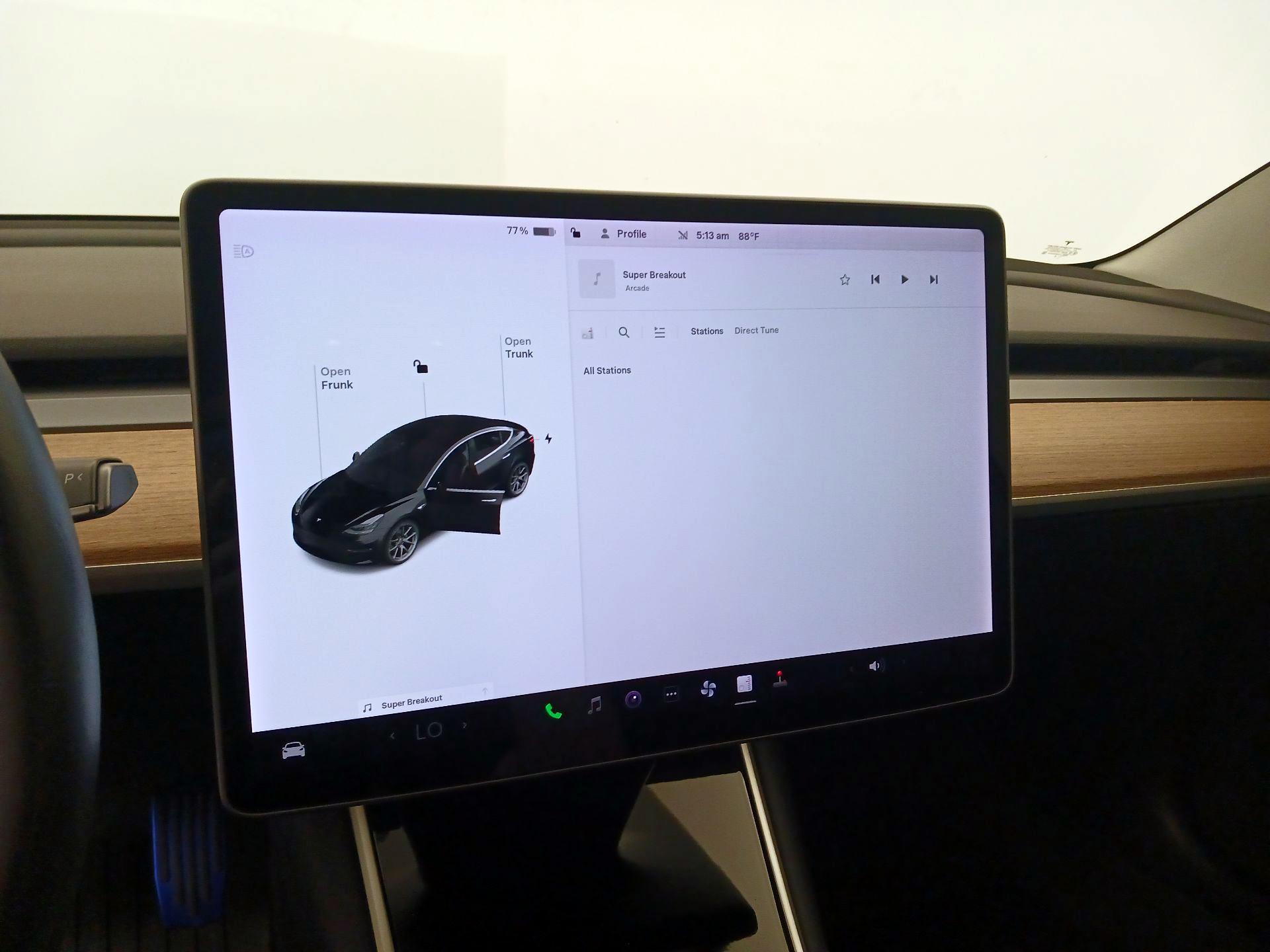 Thumbnail: 2019 Tesla Model 3 - 15