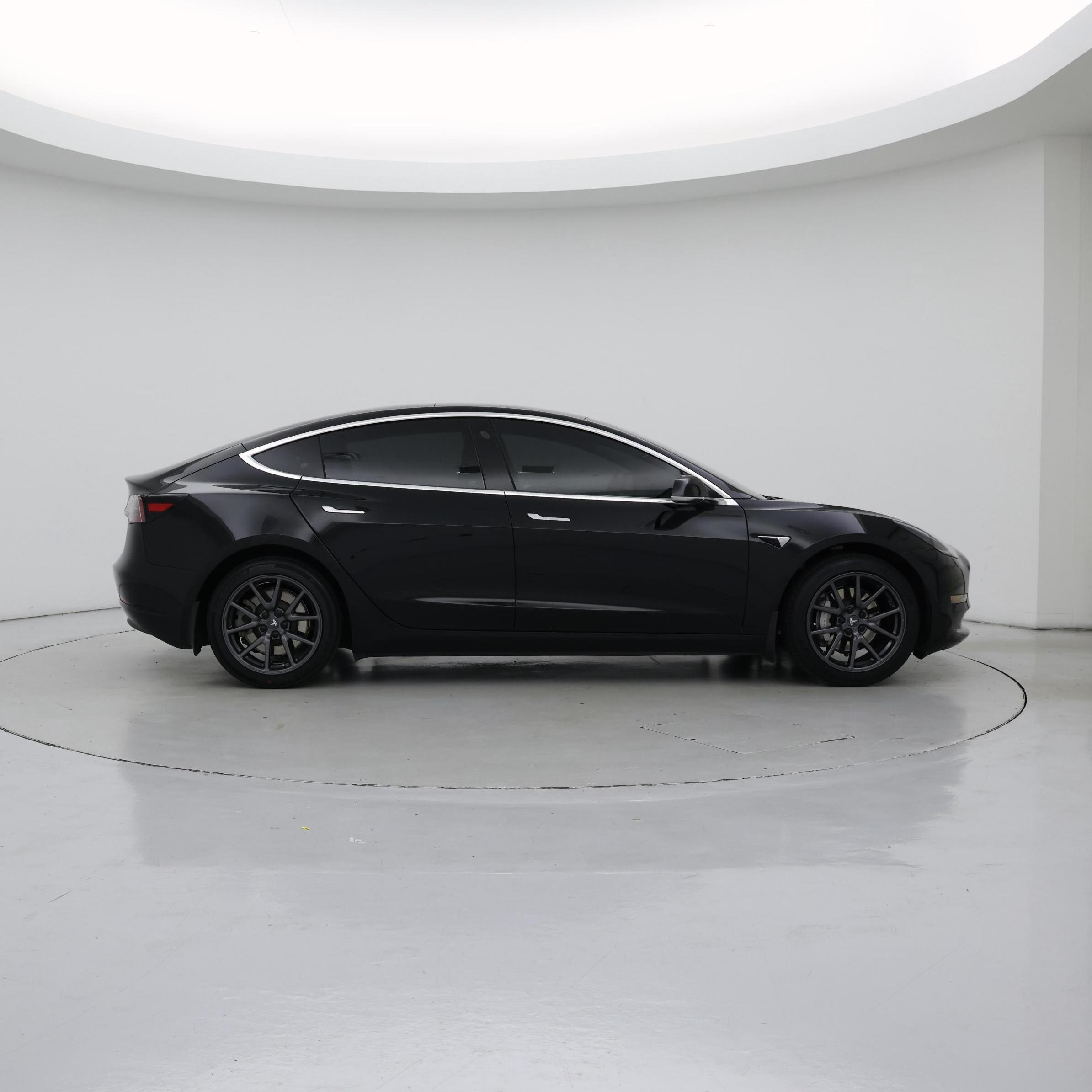 Thumbnail: 2019 Tesla Model 3 - 7