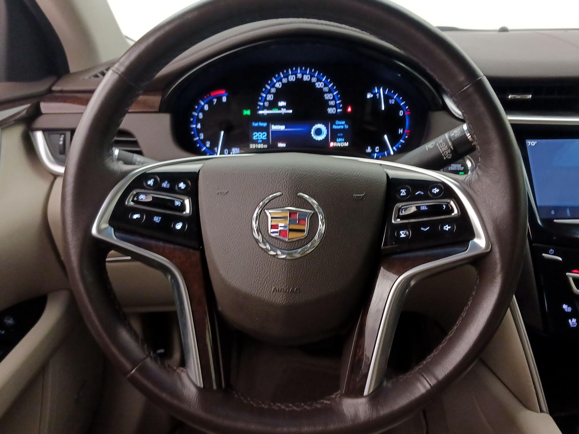 Thumbnail: 2014 Cadillac XTS - 10