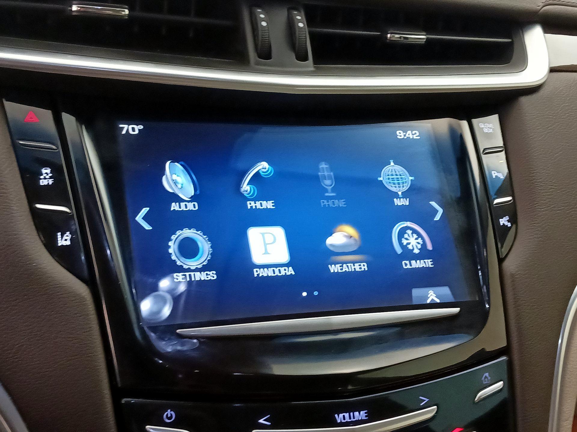 Thumbnail: 2014 Cadillac XTS - 16