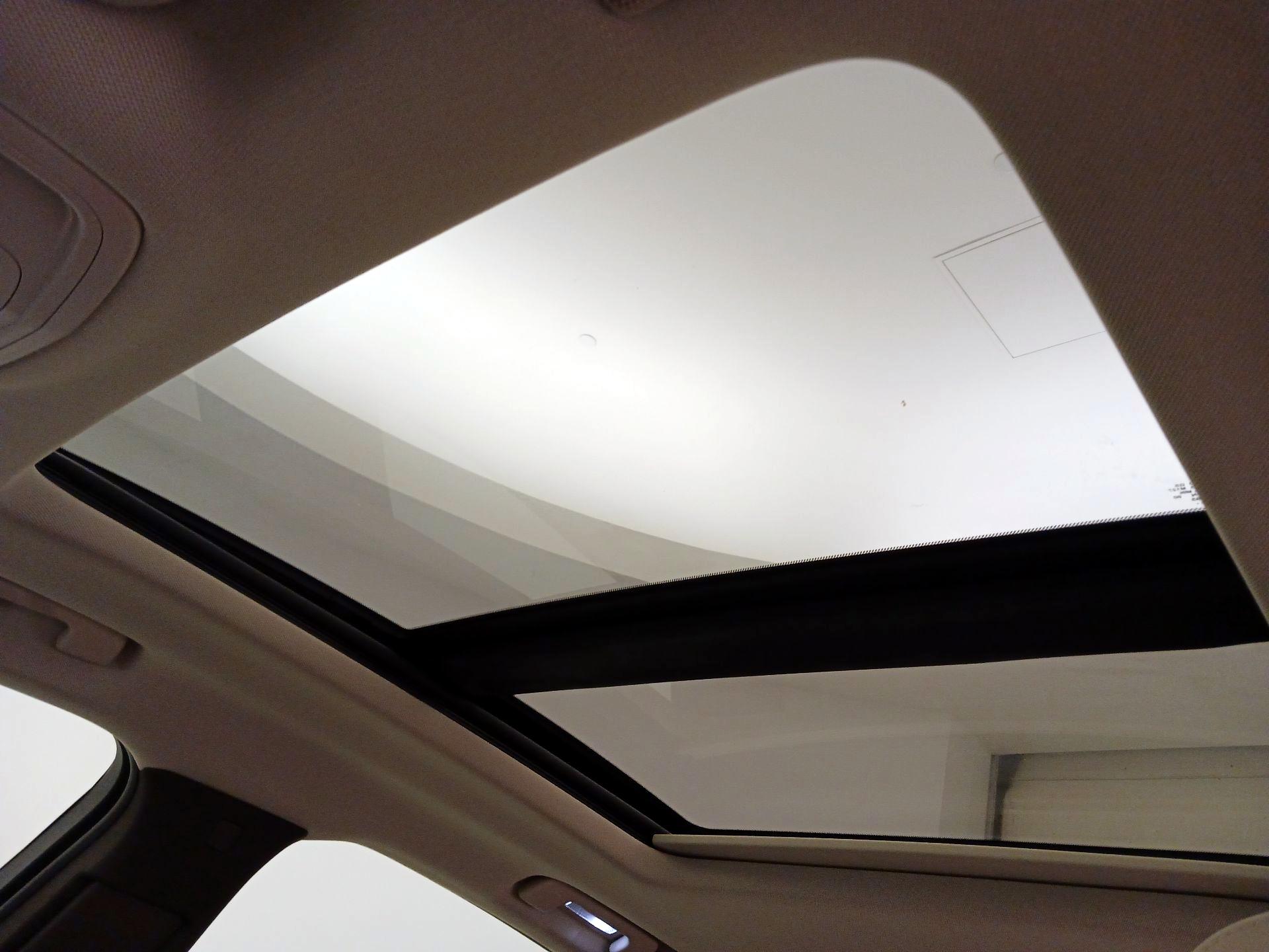 Thumbnail: 2014 Cadillac XTS - 20