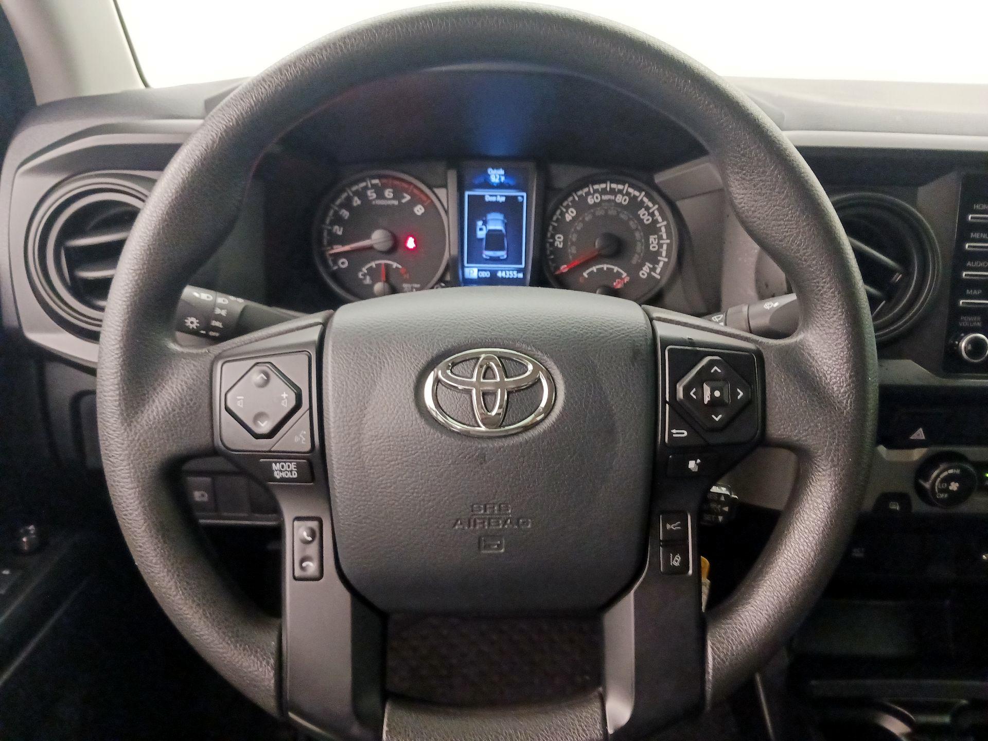 Thumbnail: 2020 Toyota Tacoma - 10