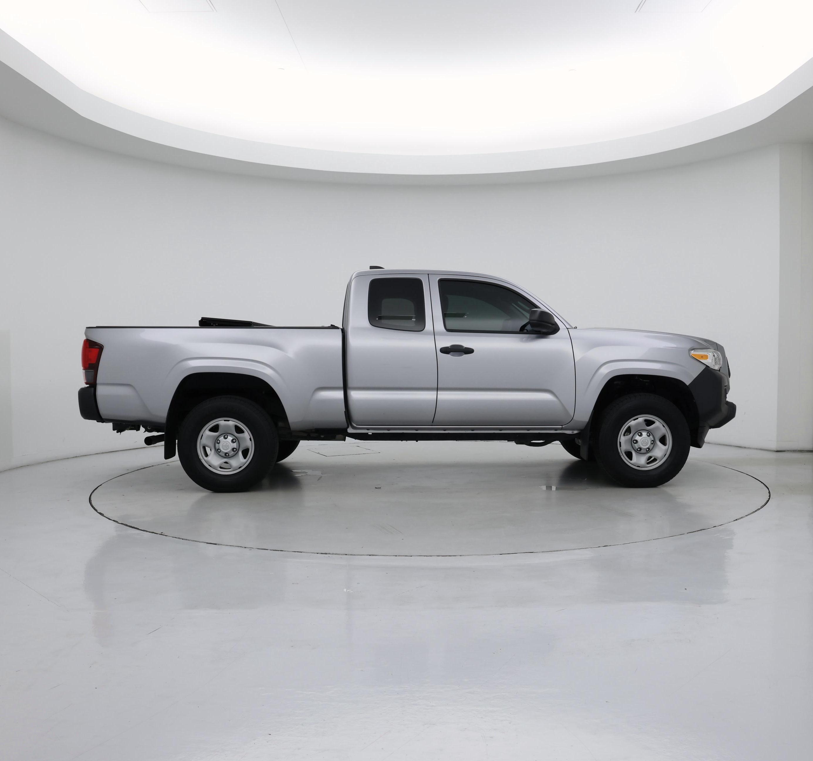 Thumbnail: 2020 Toyota Tacoma - 7