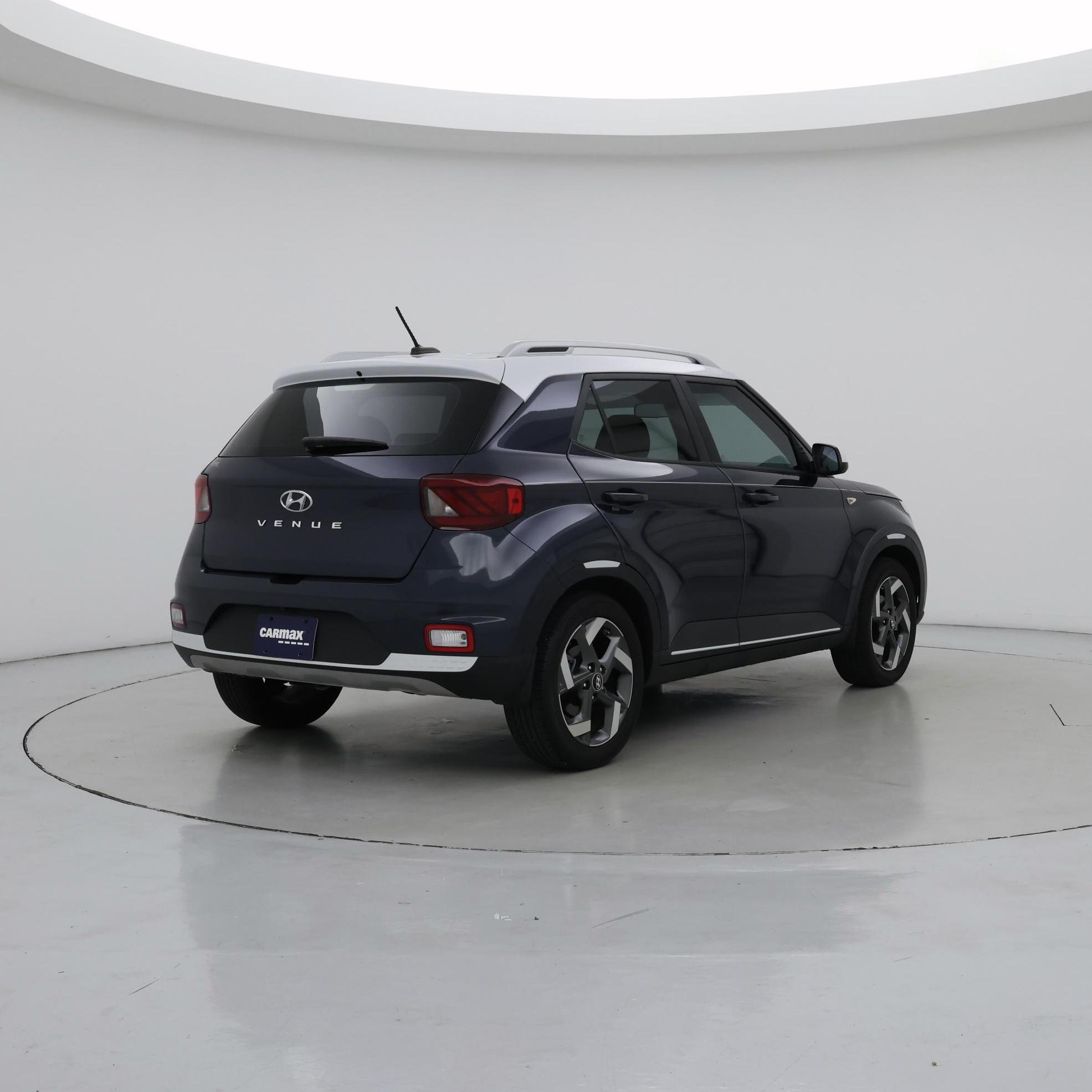 Thumbnail: 2023 Hyundai Venue - 8