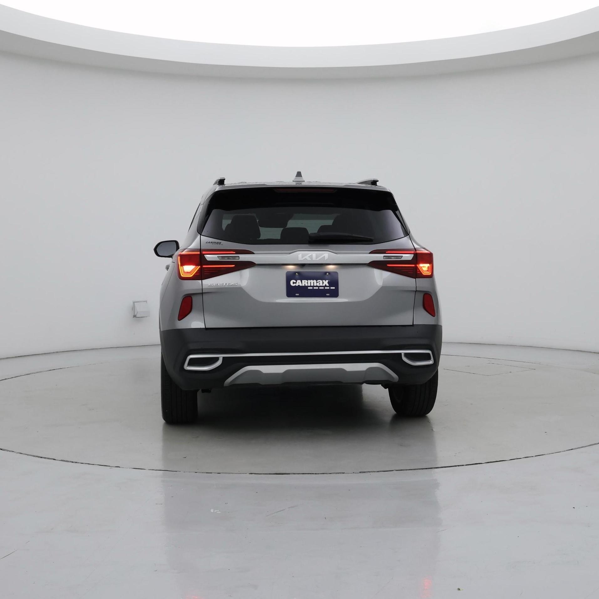 Thumbnail: 2023 Kia Seltos - 6