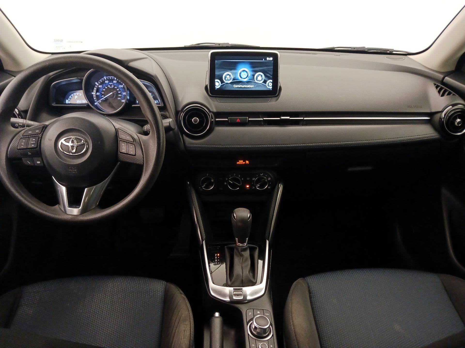 Thumbnail: 2018 Toyota Yaris iA - 9