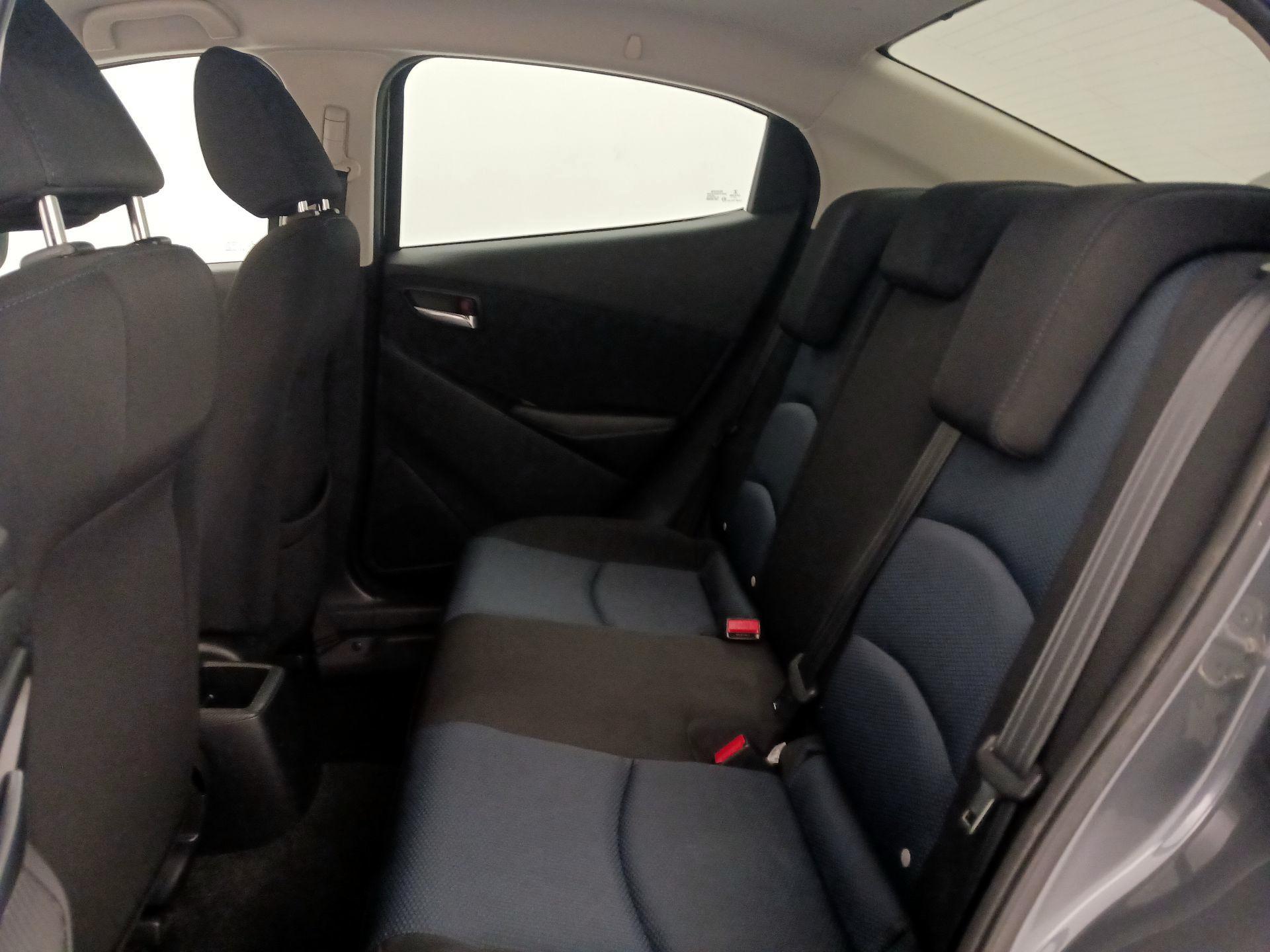 Thumbnail: 2018 Toyota Yaris iA - 19