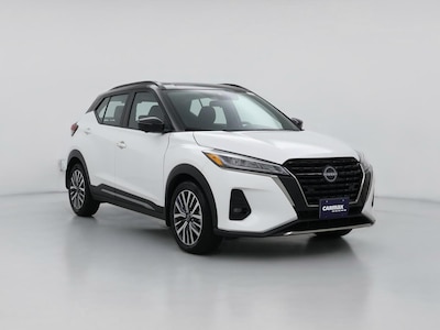 White 2023 Nissan Kicks SR