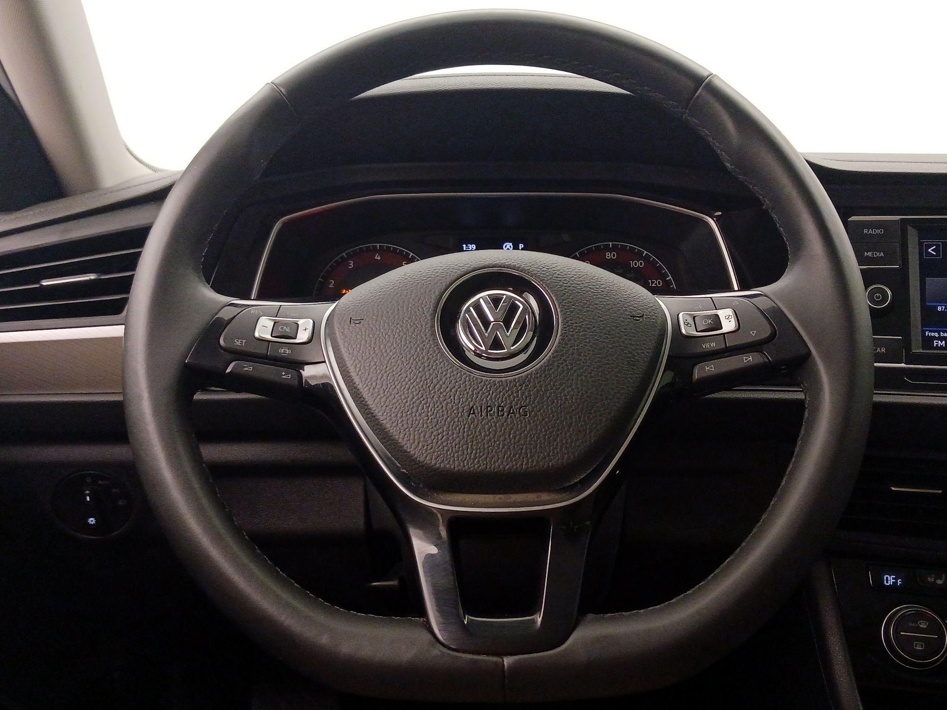 Thumbnail: 2019 Volkswagen Jetta - 10