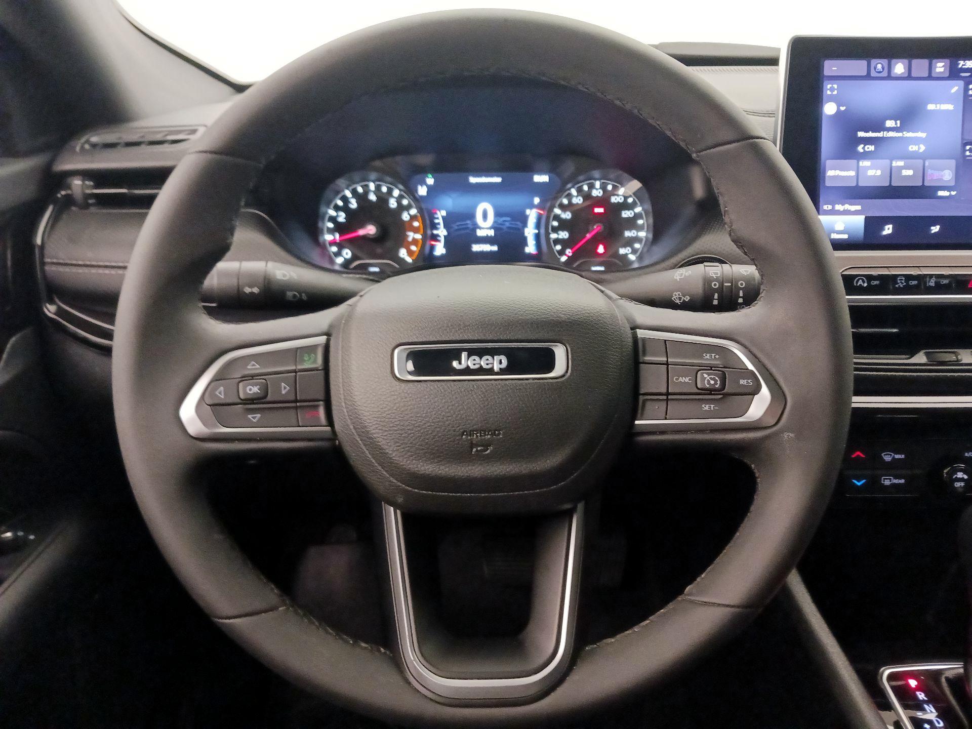 Thumbnail: 2022 Jeep Compass - 10