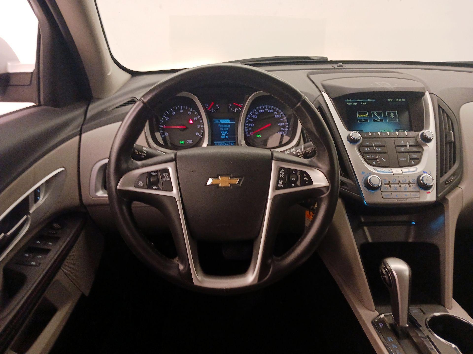 Thumbnail: 2015 Chevrolet Equinox - 10