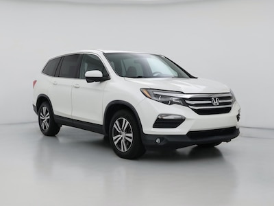 White 2018 Honda Pilot EX