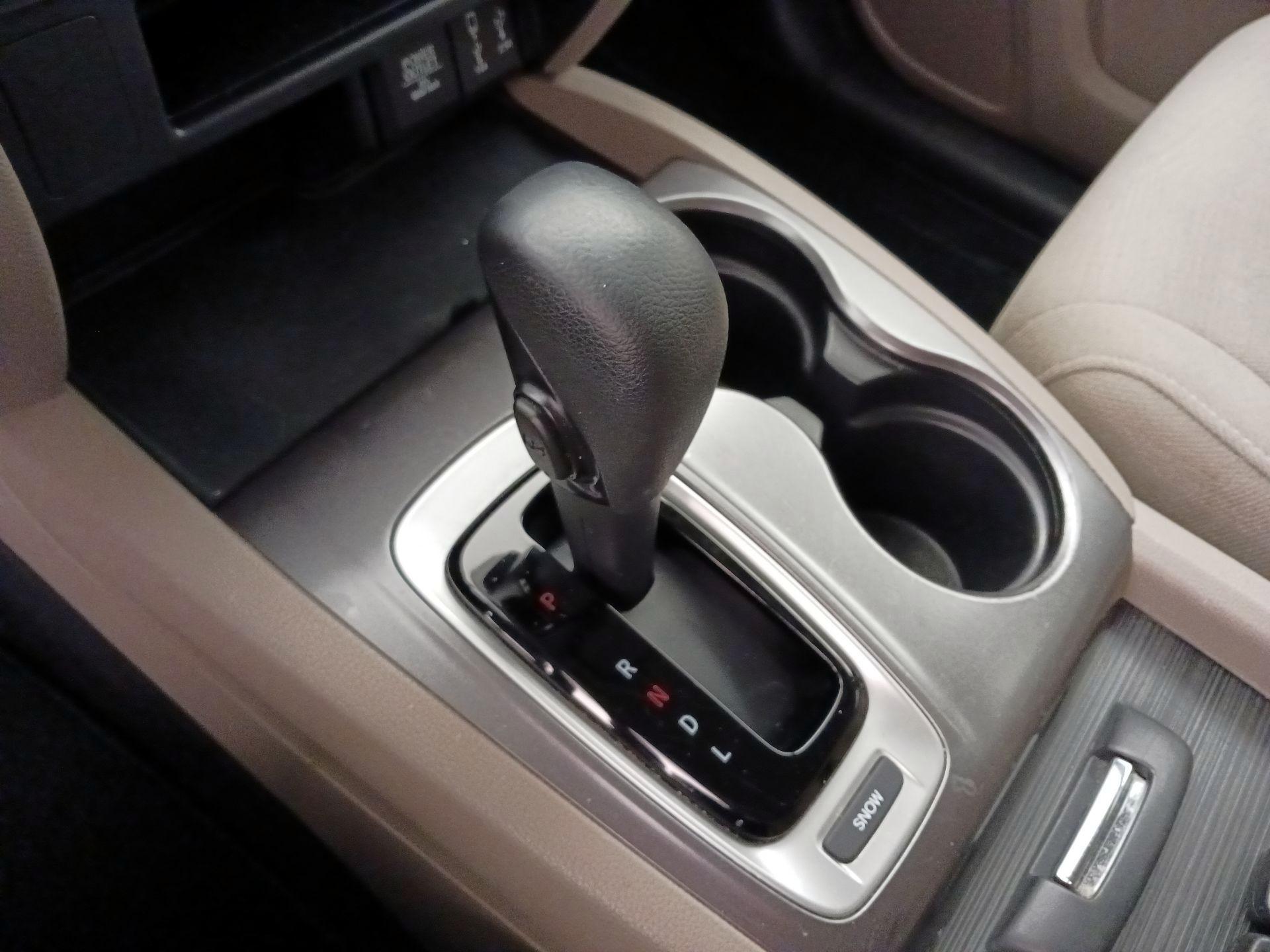 Thumbnail: 2018 Honda Pilot - 17