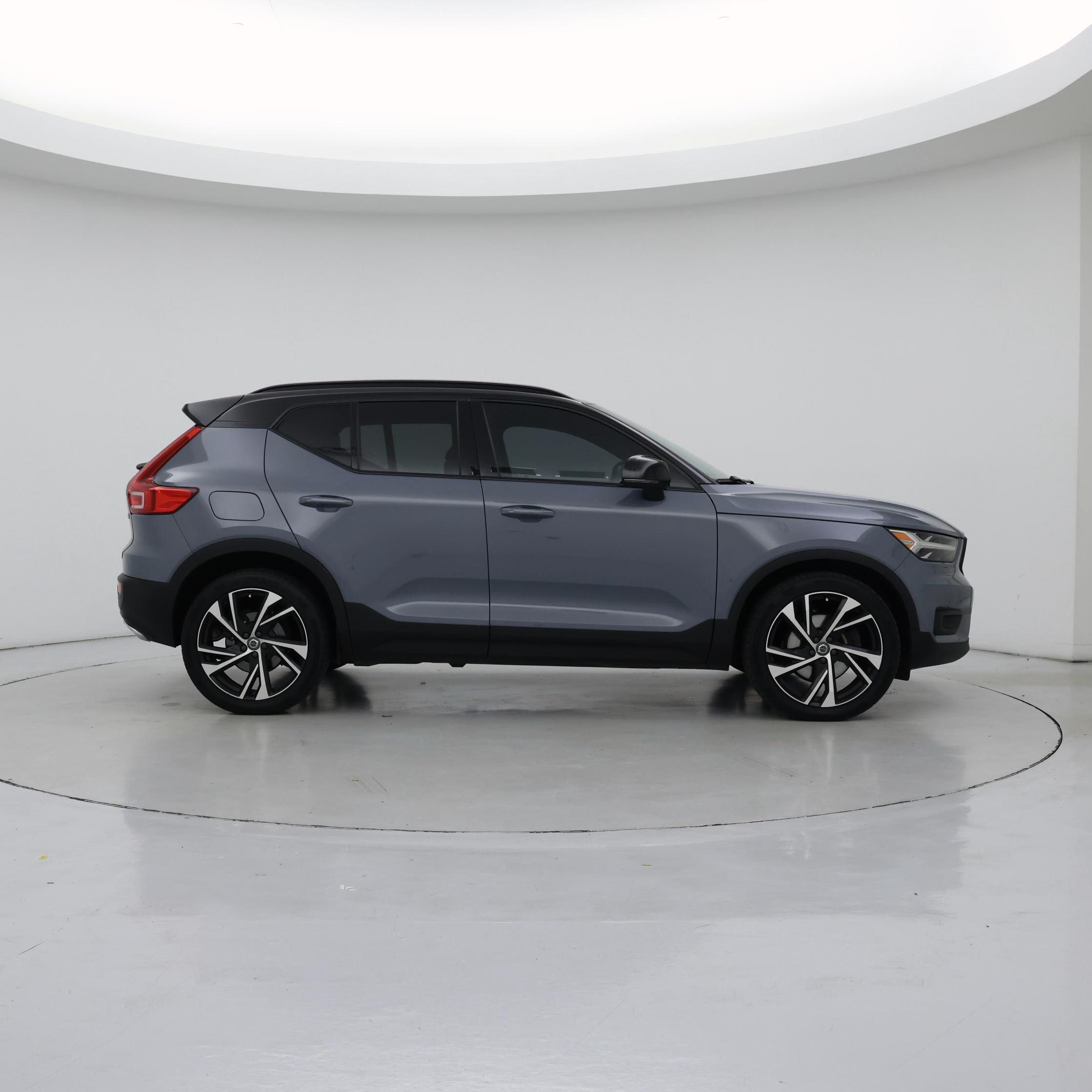 Thumbnail: 2020 Volvo XC40 - 7