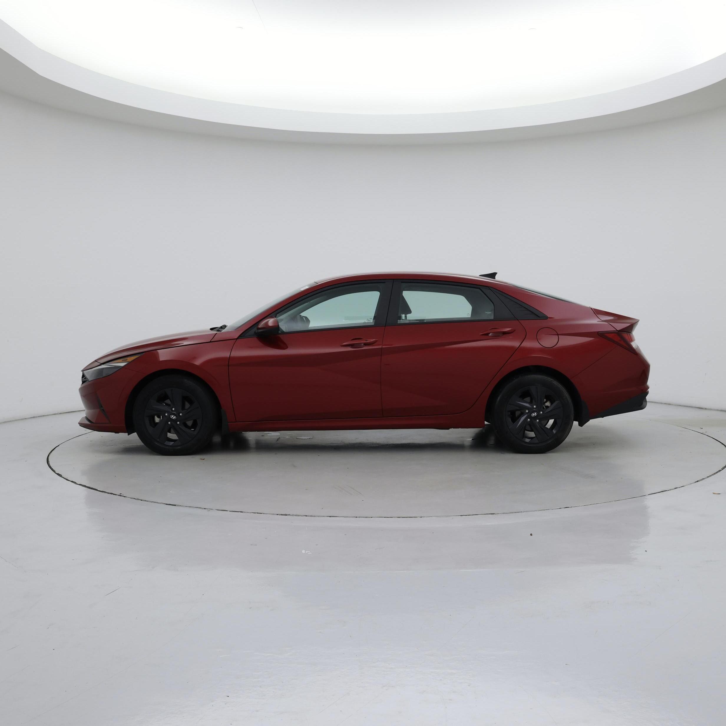 Thumbnail: 2023 Hyundai Elantra - 3