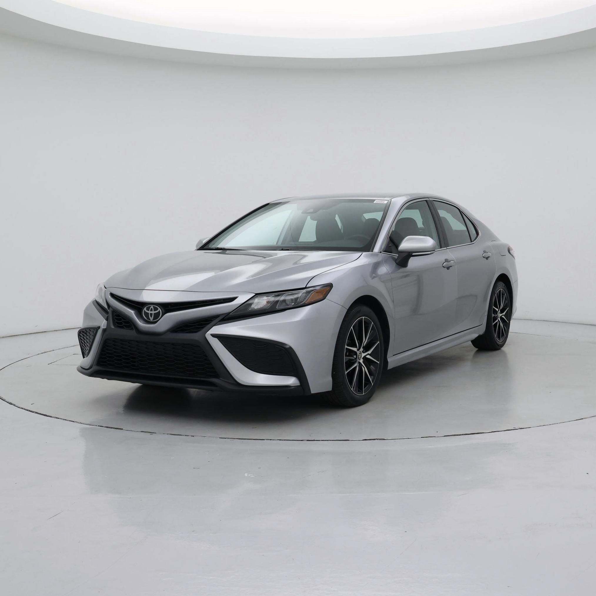 Thumbnail: 2022 Toyota Camry - 4