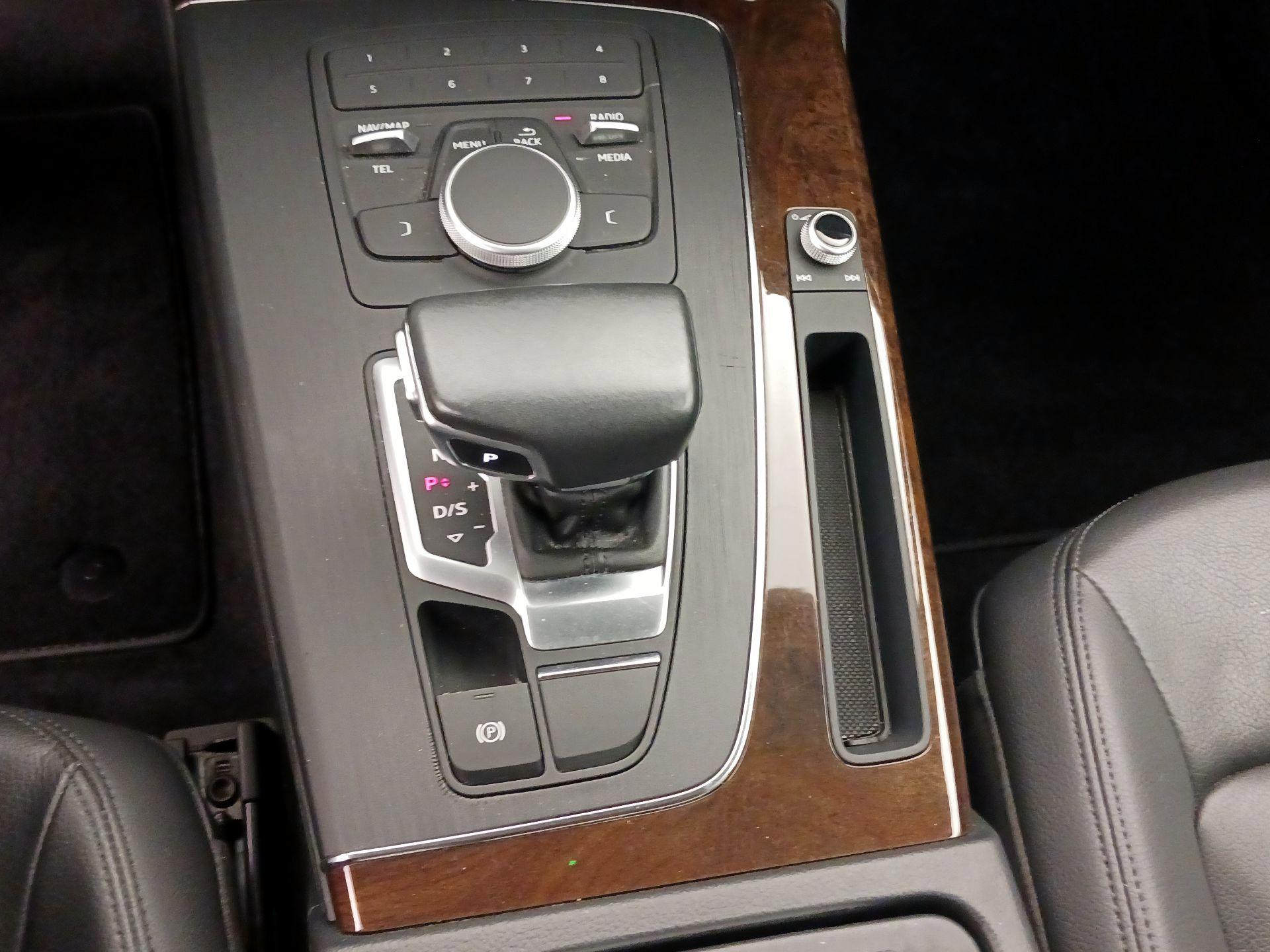Thumbnail: 2019 Audi Q5 - 17