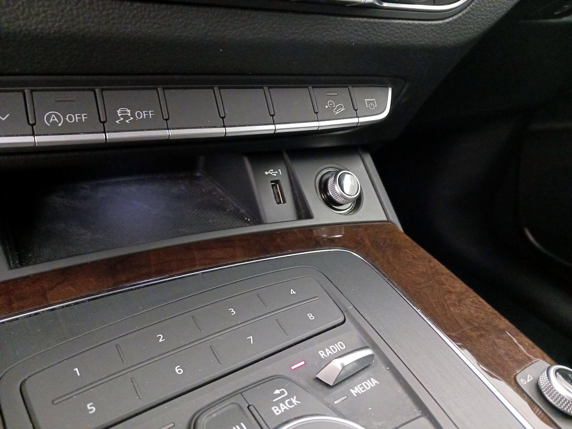 Thumbnail: 2019 Audi Q5 - 18