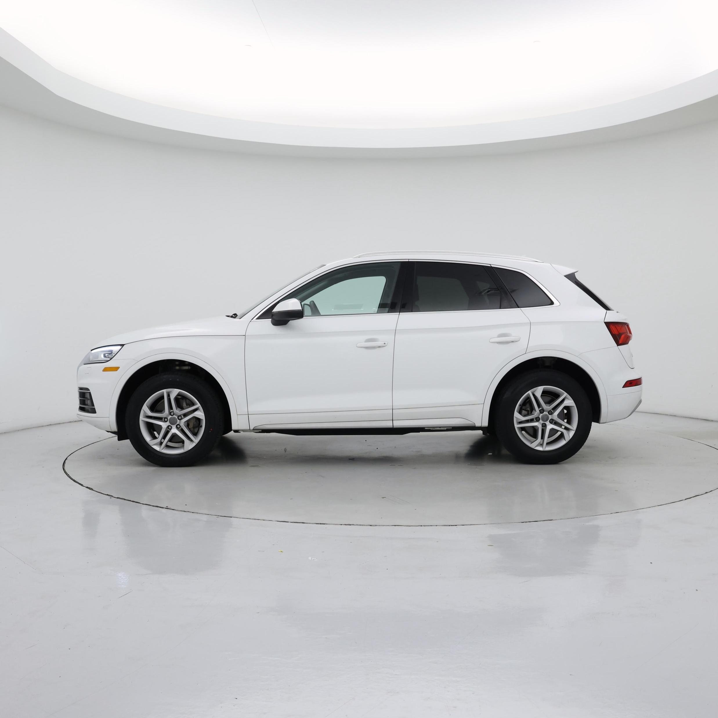 Thumbnail: 2019 Audi Q5 - 3