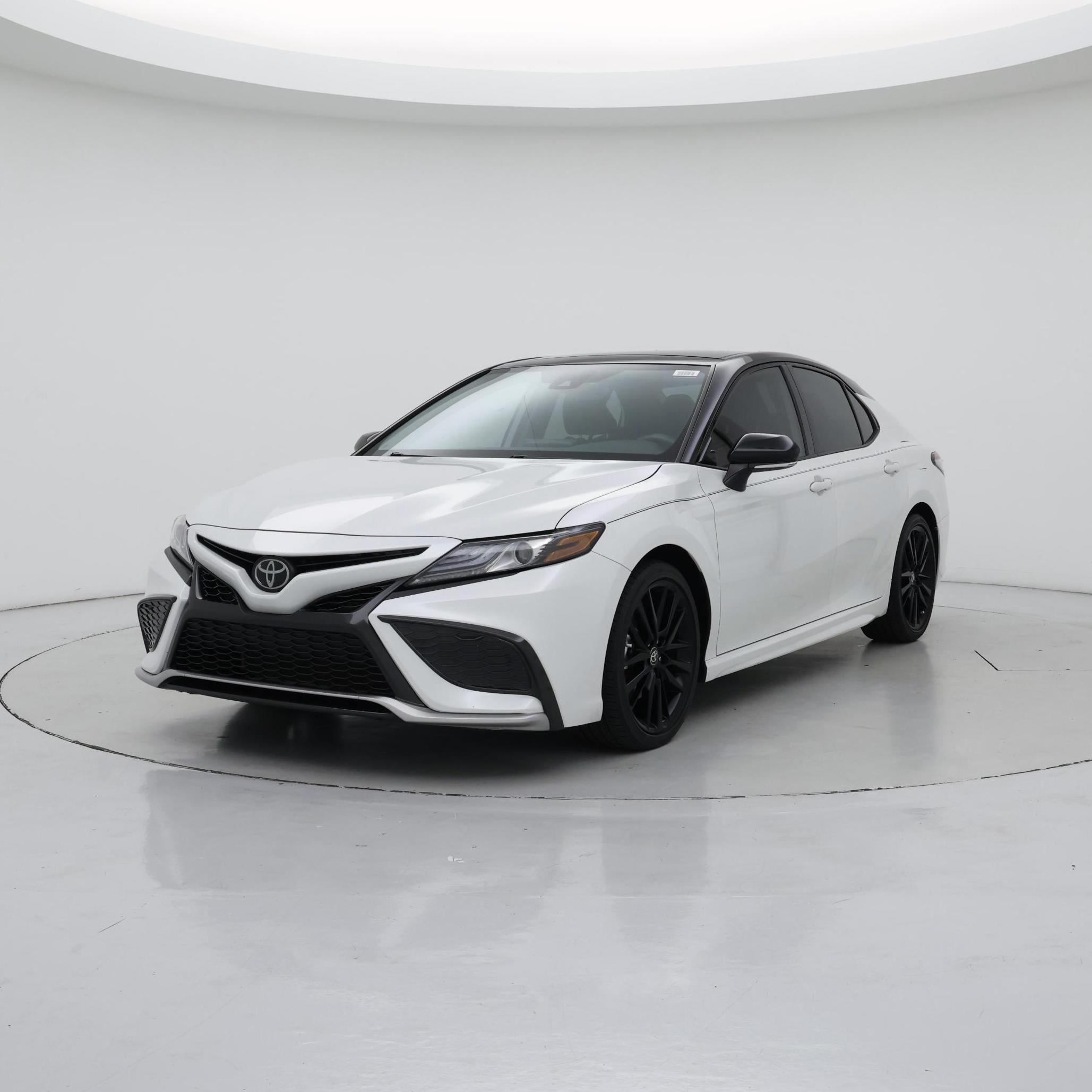 Thumbnail: 2022 Toyota Camry - 4