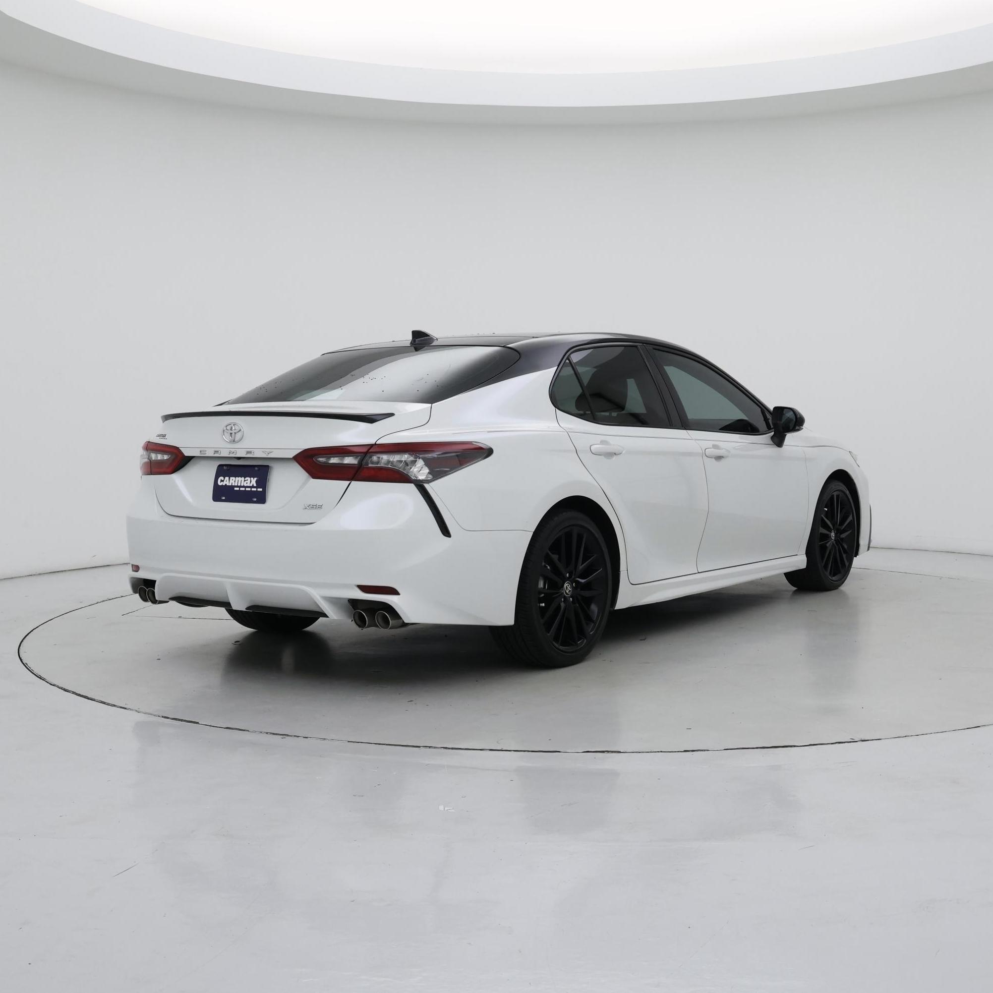 Thumbnail: 2022 Toyota Camry - 8