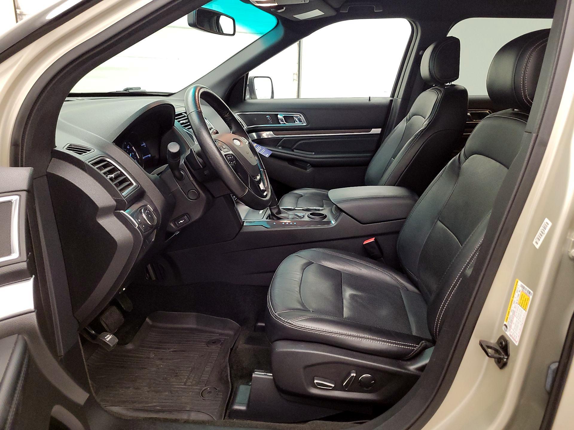 Thumbnail: 2017 Ford Explorer - 11